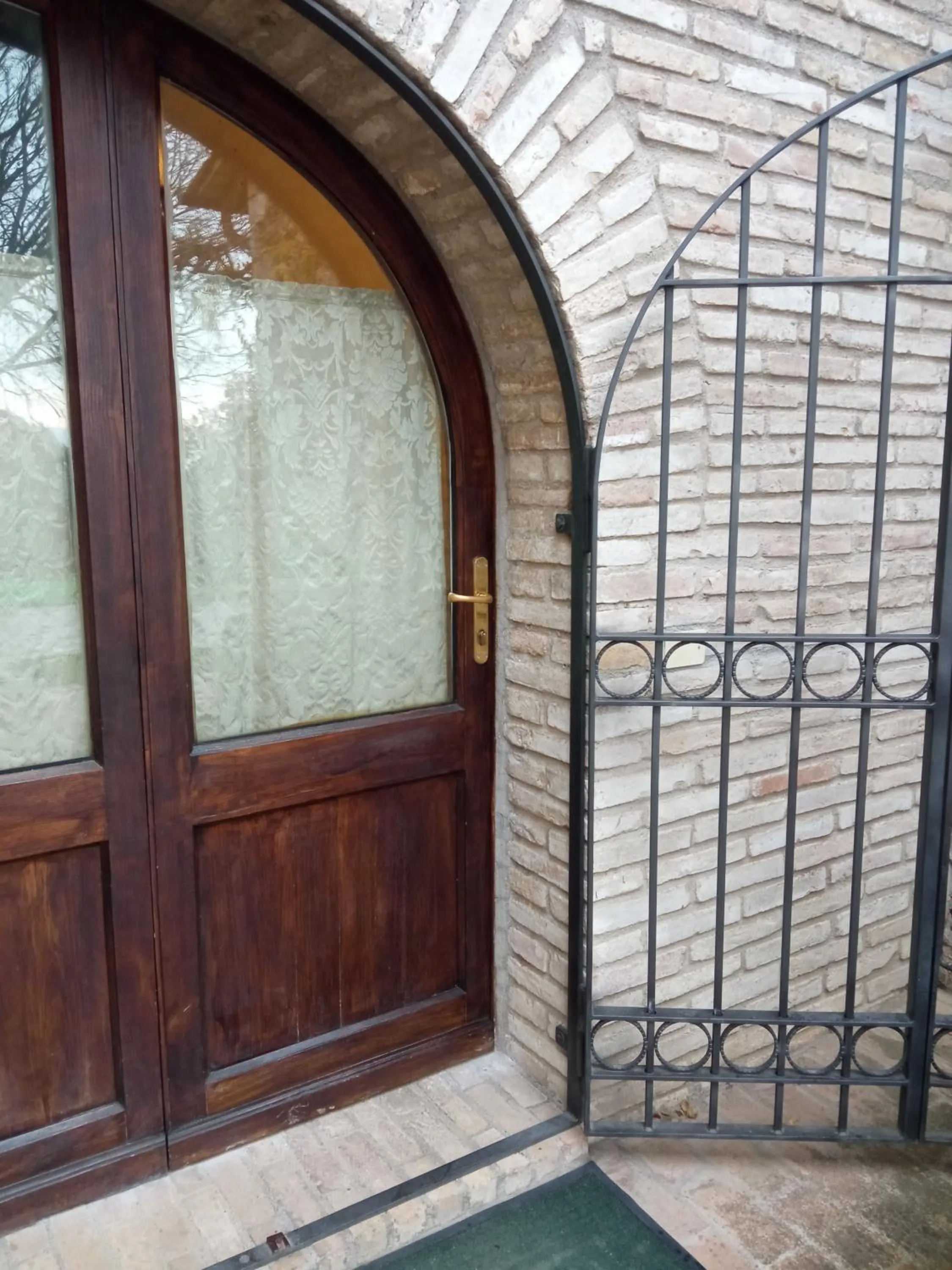 Facade/entrance in All'Ombra di San Damiano