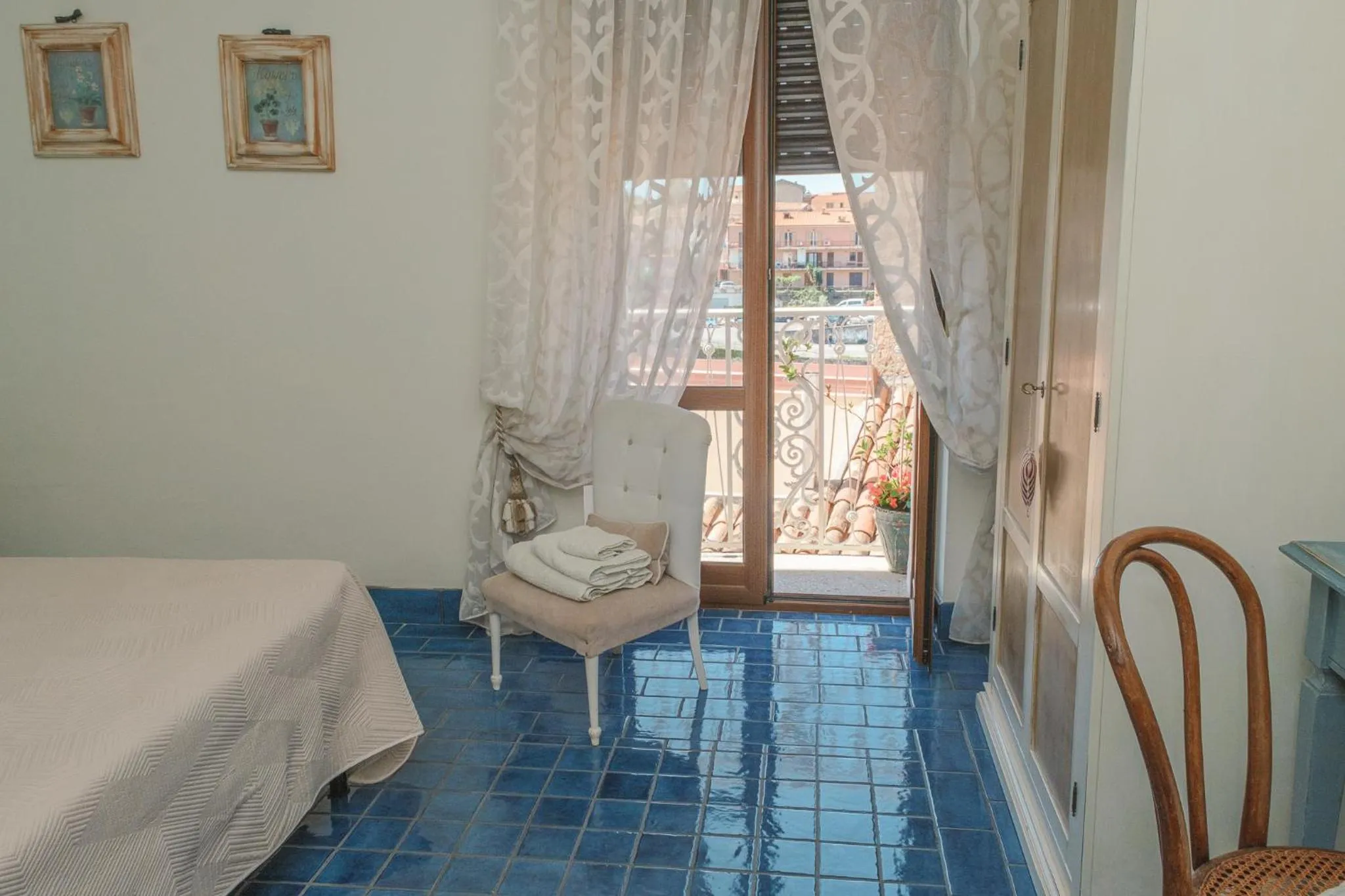 Bedroom, Bed in La casa nel borgo