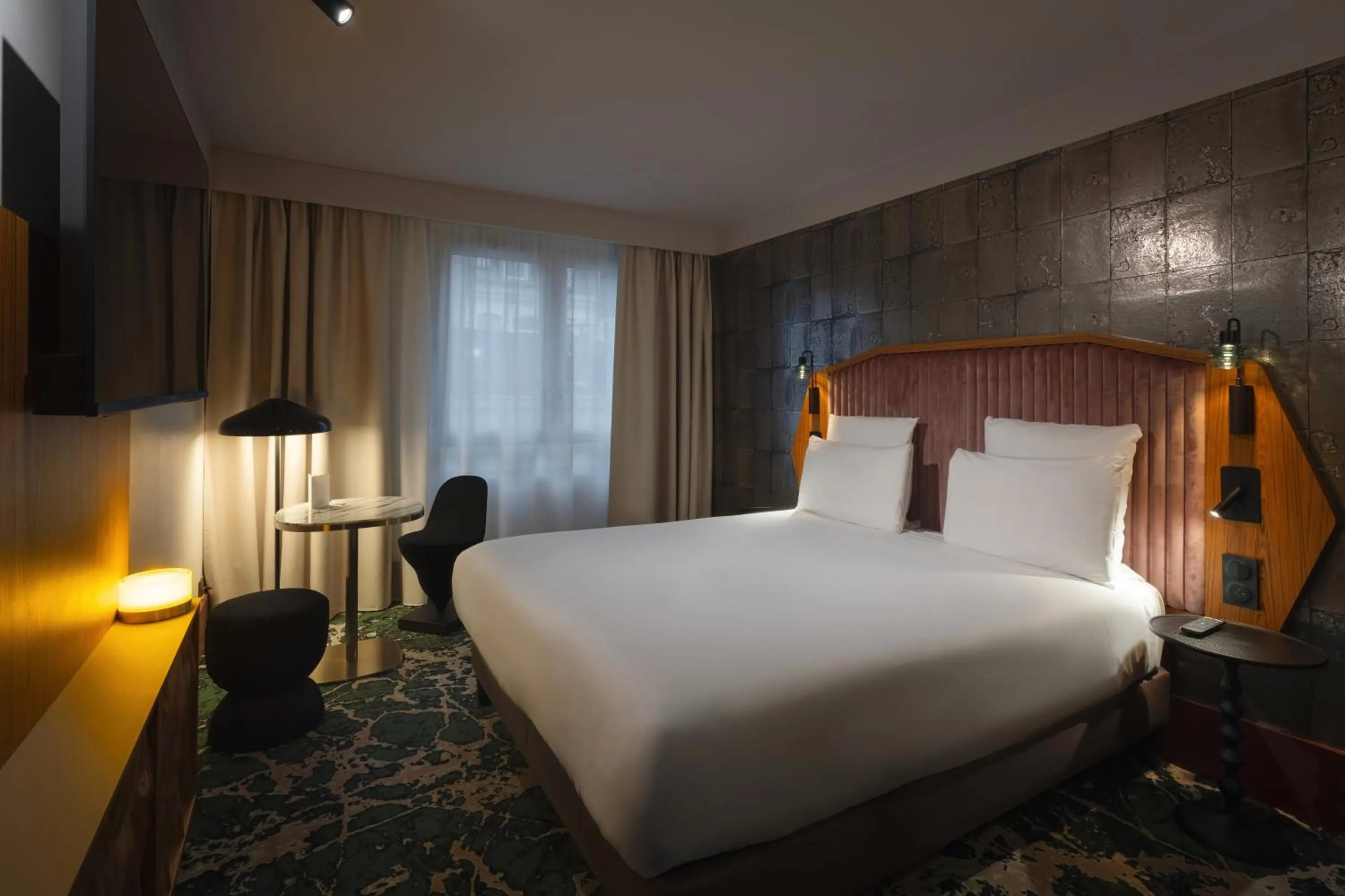 Bed in Mercure Lille Centre Vieux Lille