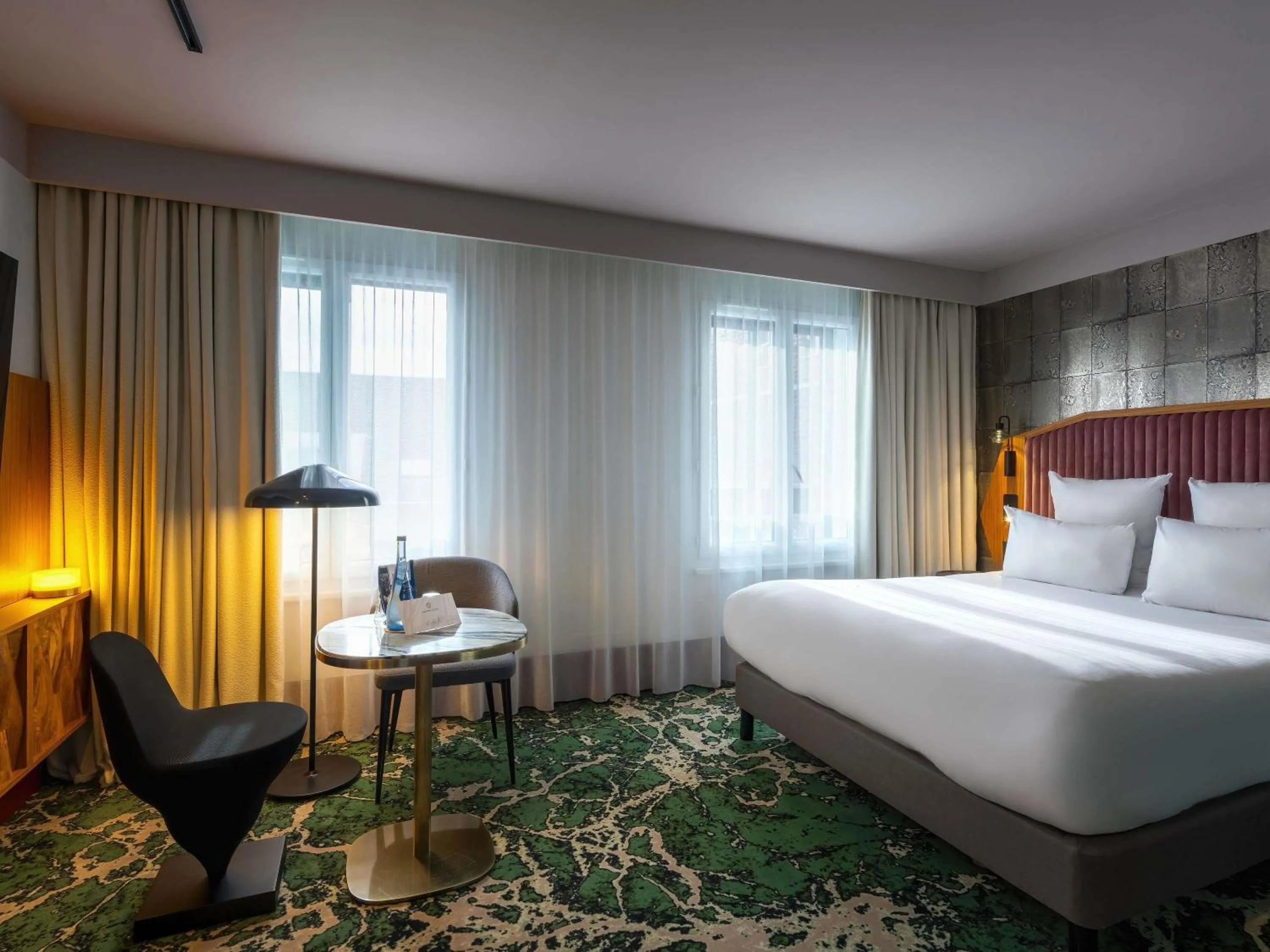 Bedroom, Bed in Hotel Maison Louise Lille Centre - Handwritten Collection