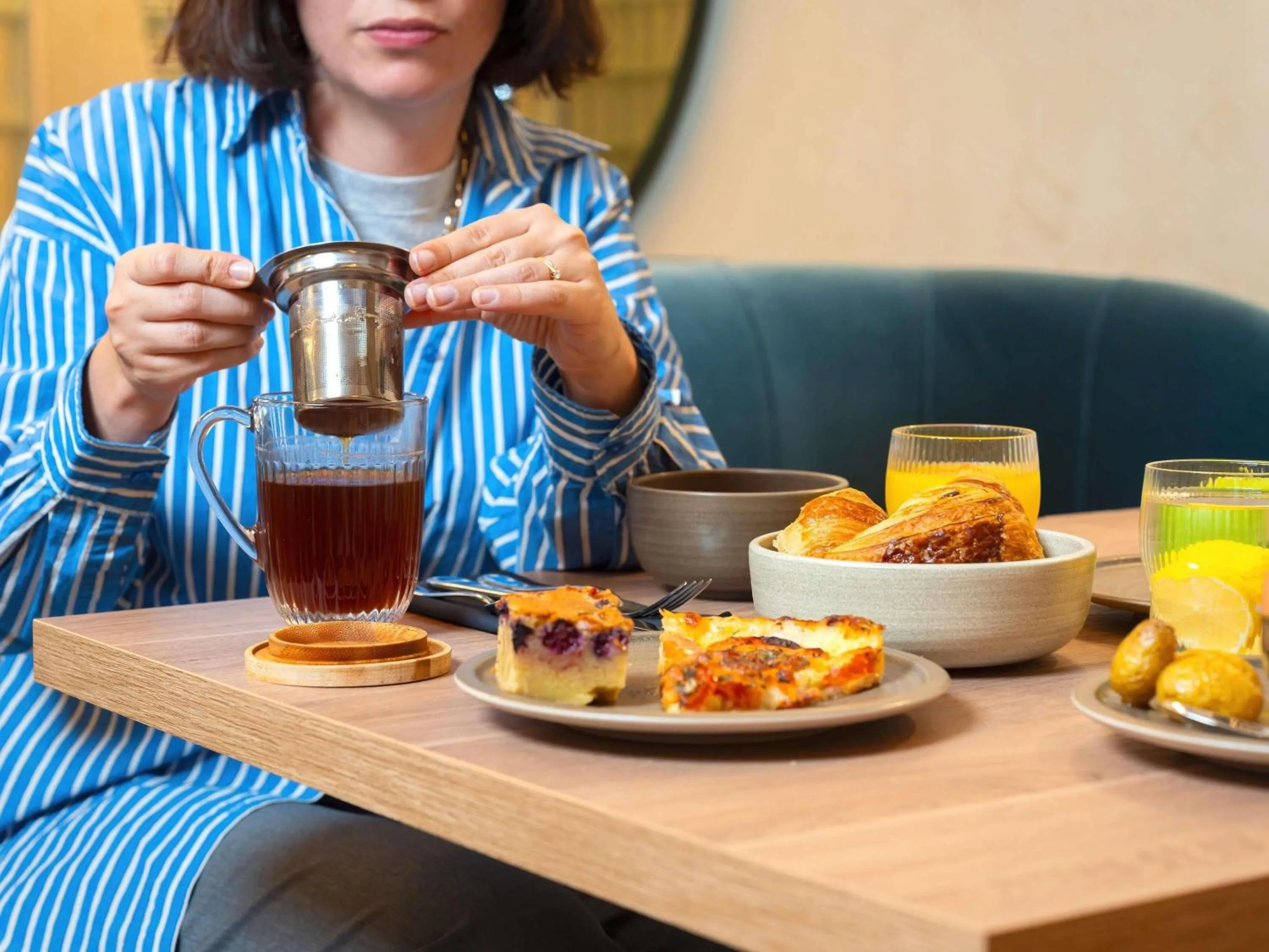 Breakfast in Hotel Maison Louise Lille Centre - Handwritten Collection