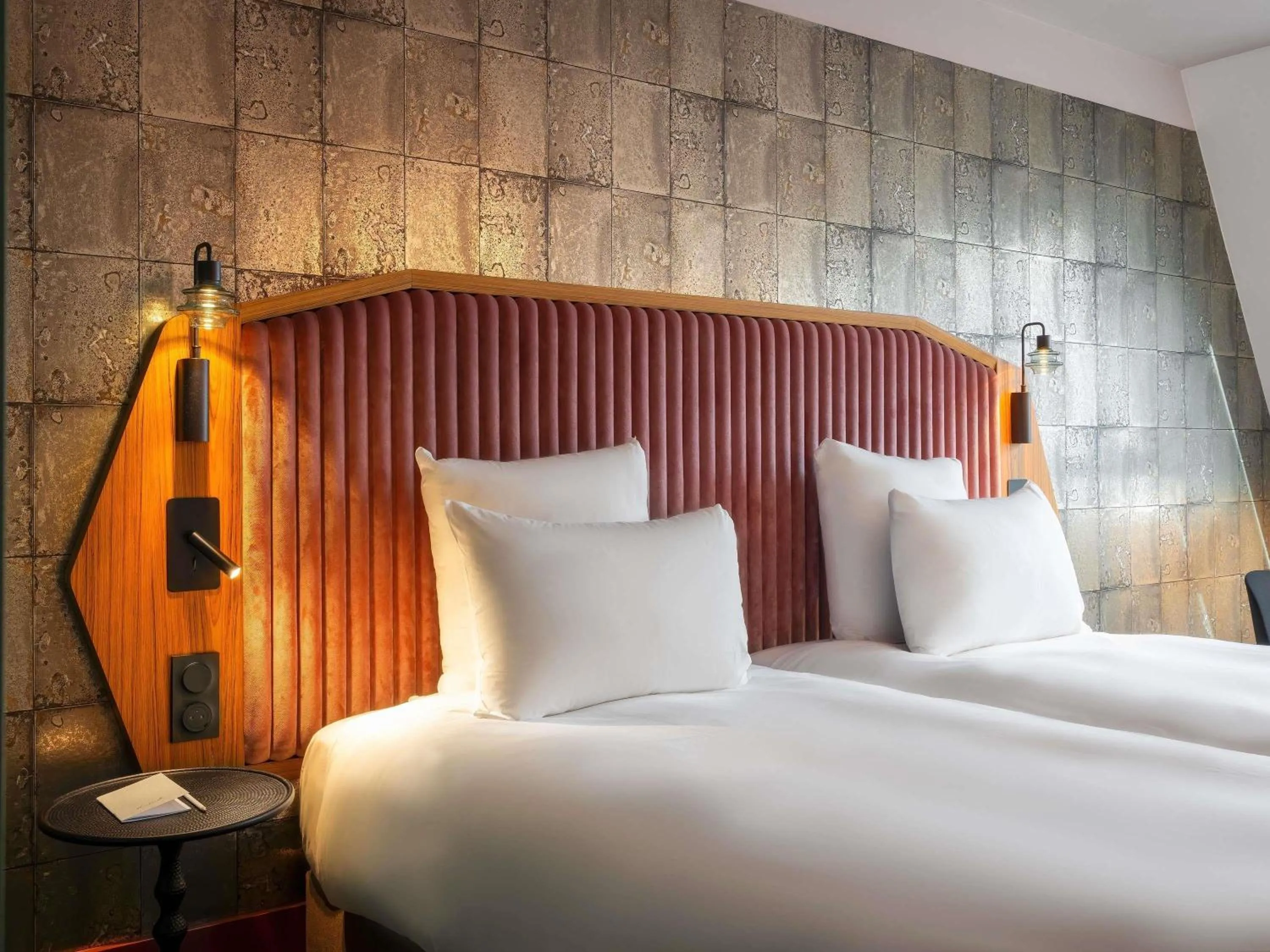 Bedroom, Bed in Hotel Maison Louise Lille Centre - Handwritten Collection