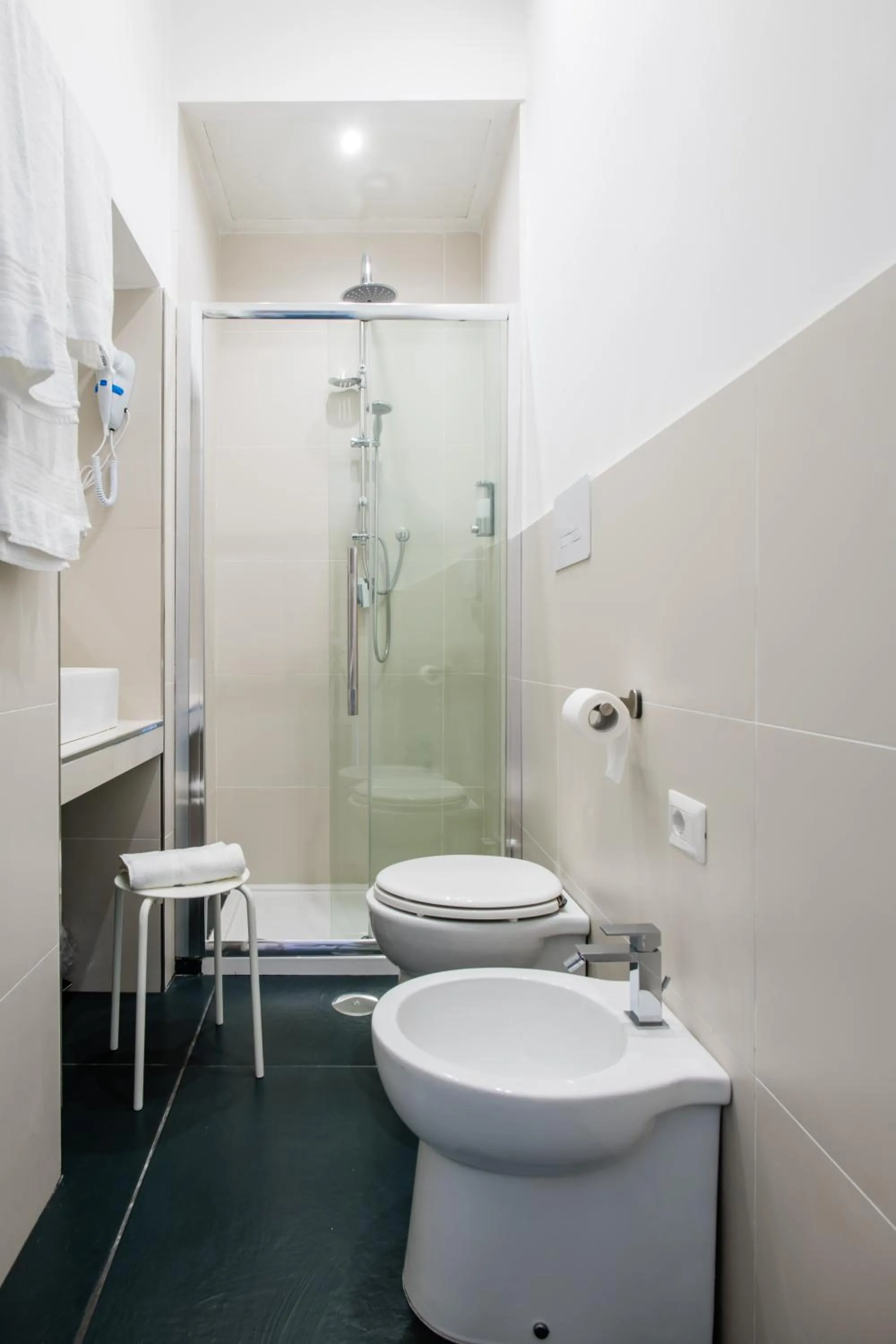 Shower in I Canestrari