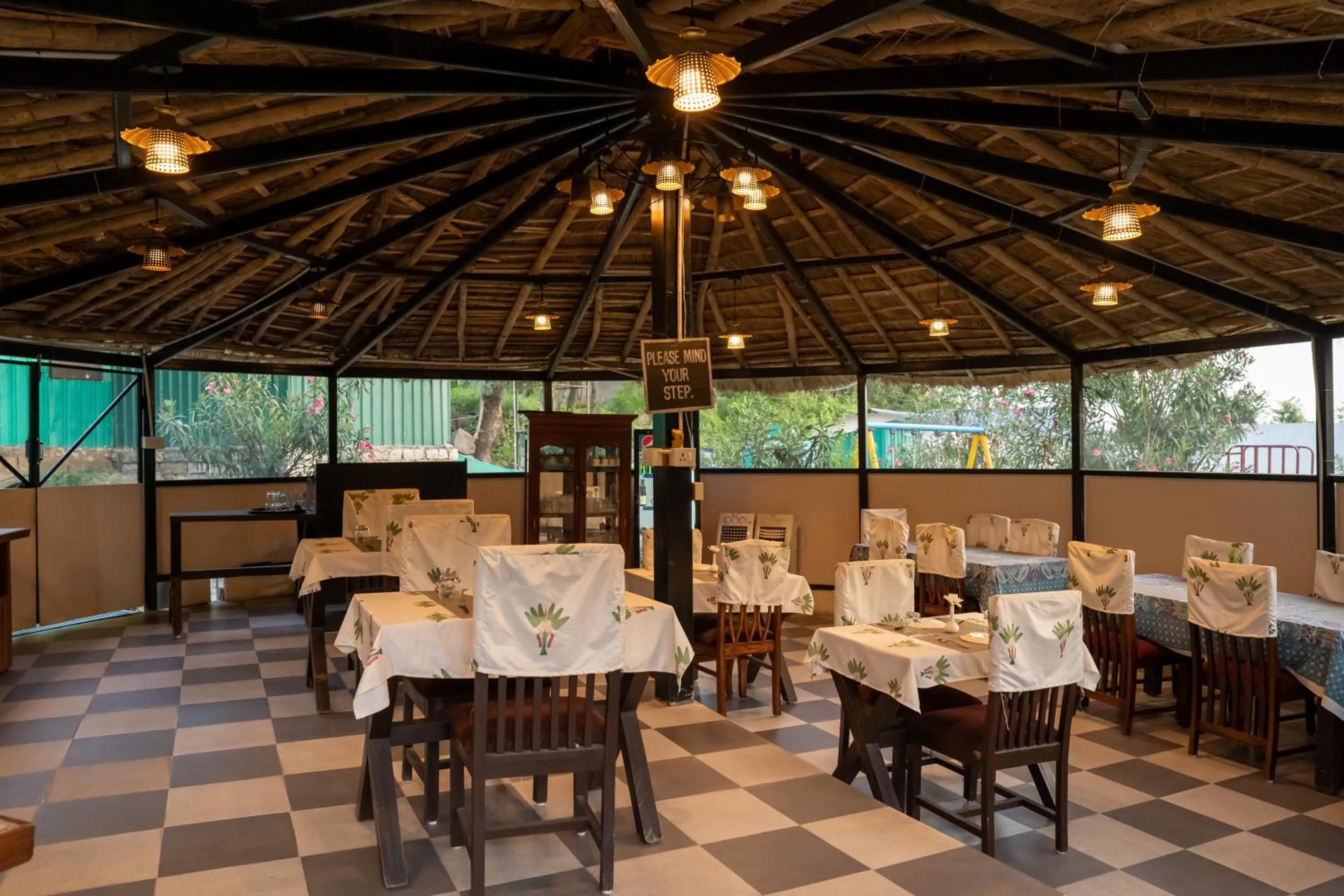 Restaurant/places to eat in Dev Bhoomi Farms & Cottages
