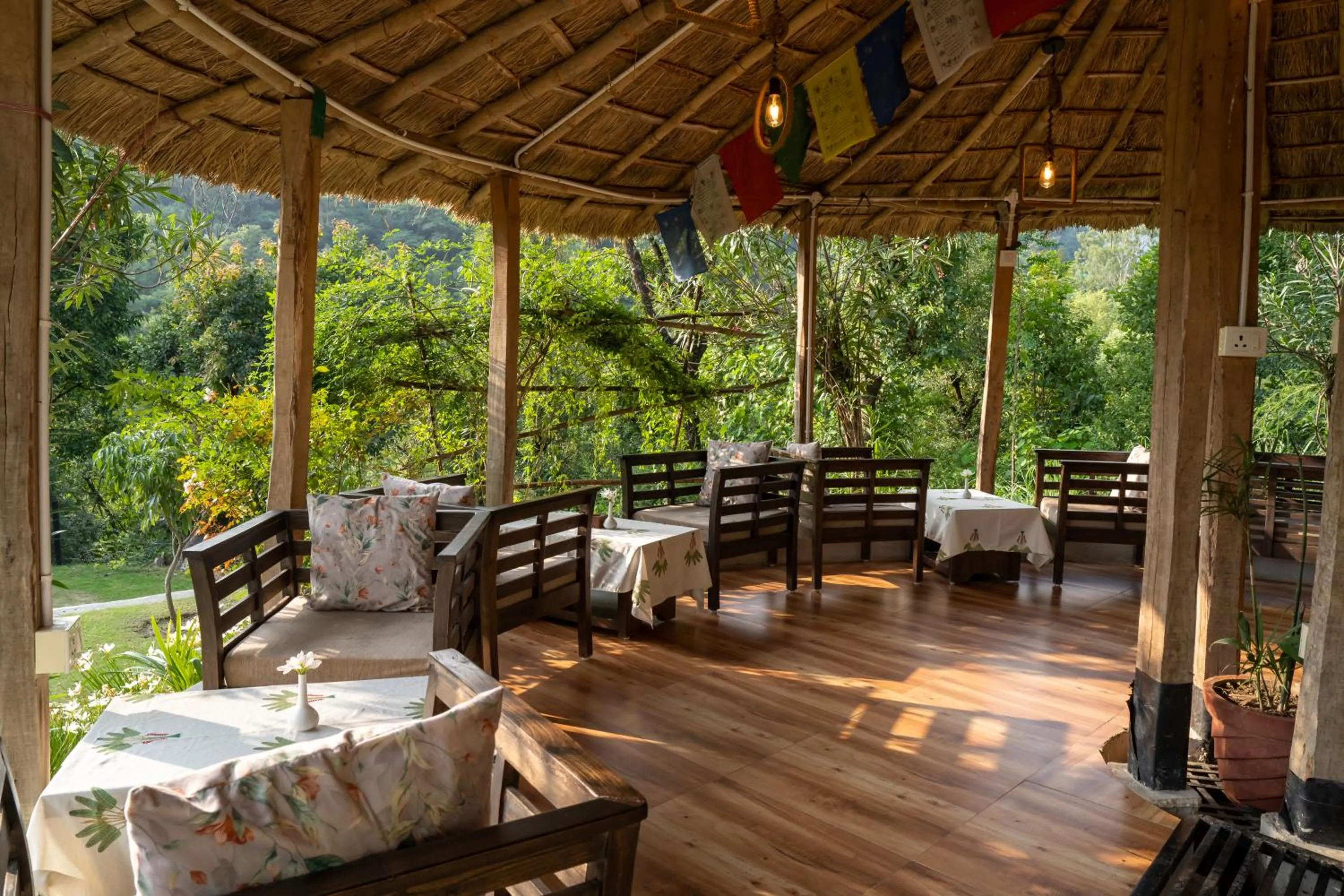 Lounge or bar in Dev Bhoomi Farms & Cottages