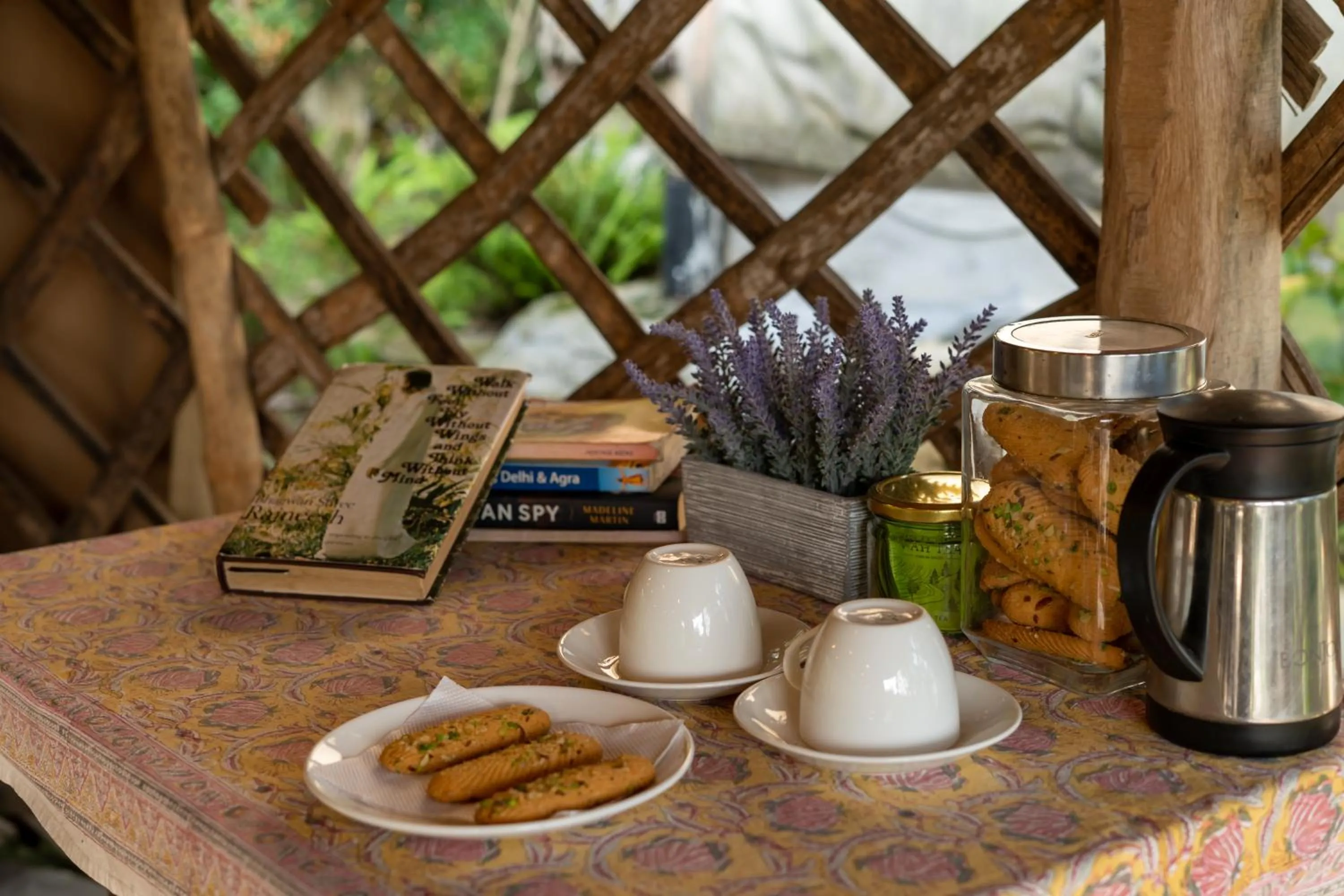 Restaurant/places to eat in Dev Bhoomi Farms & Cottages