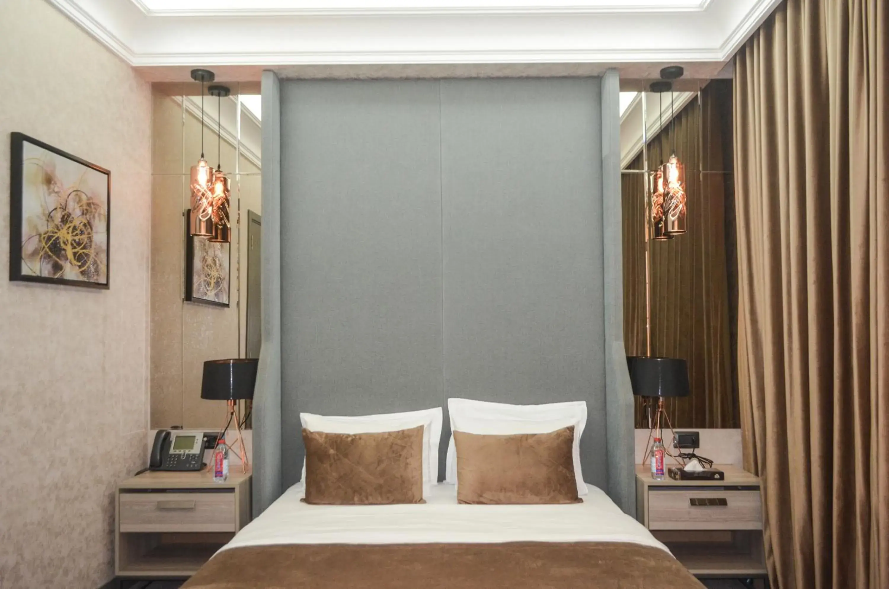 Deluxe Double Room with Balcony - single occupancy in Home Boutique Hotel Deluxe Double Room with Balcony - single occupancy in Home Boutique Hotel