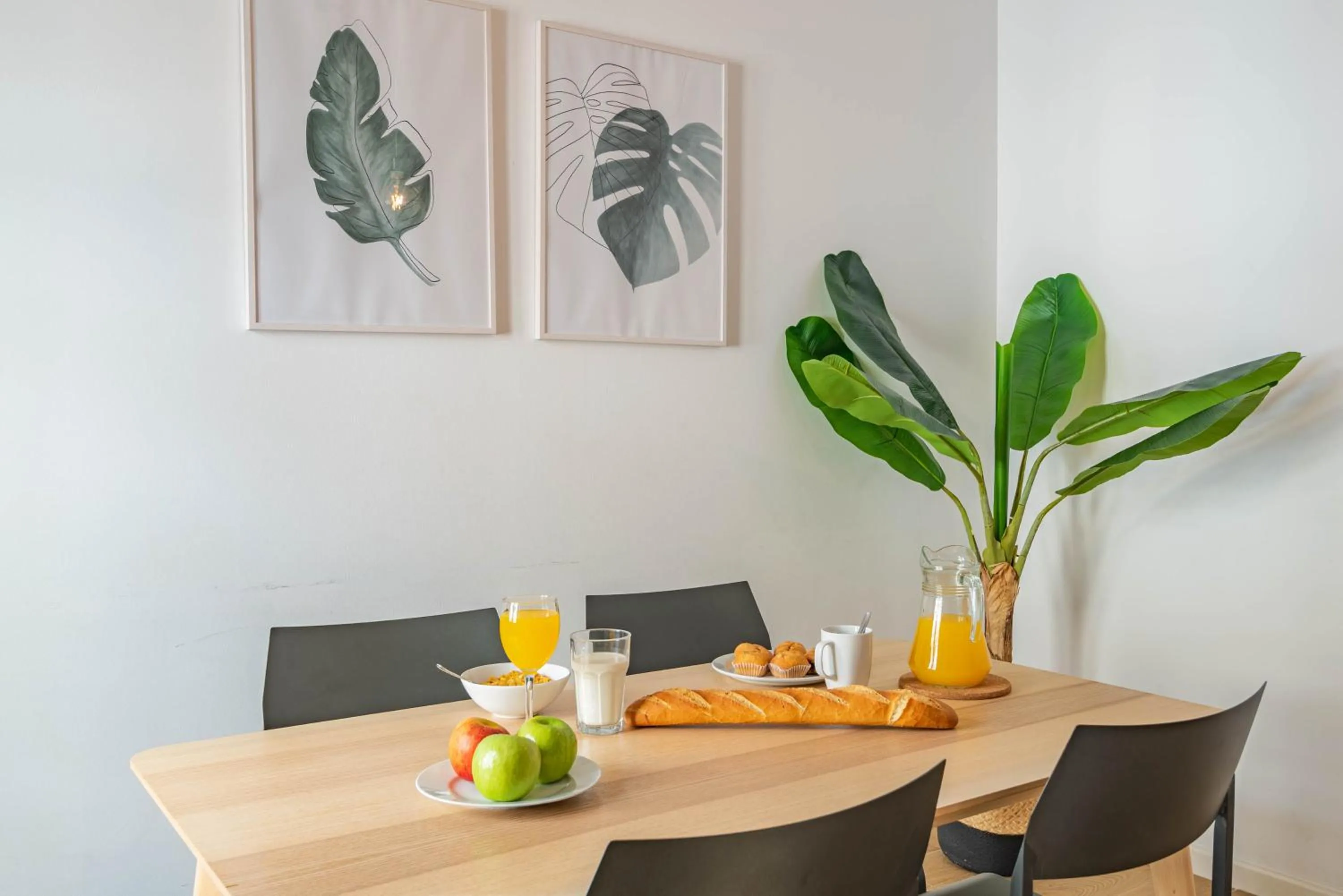 Living room in Feelathome Merced Apartments