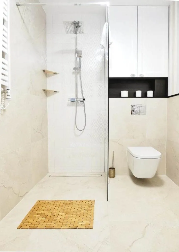 Shower in Euforia Apartamenty