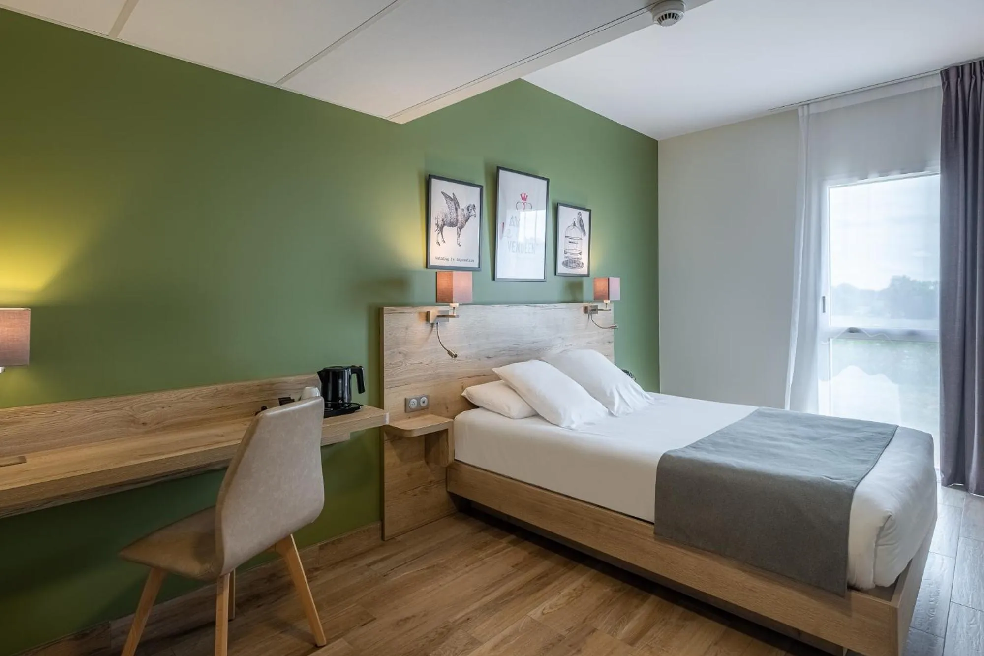 Bed in The Originals City, Ax Hotel, La Châtaigneraie