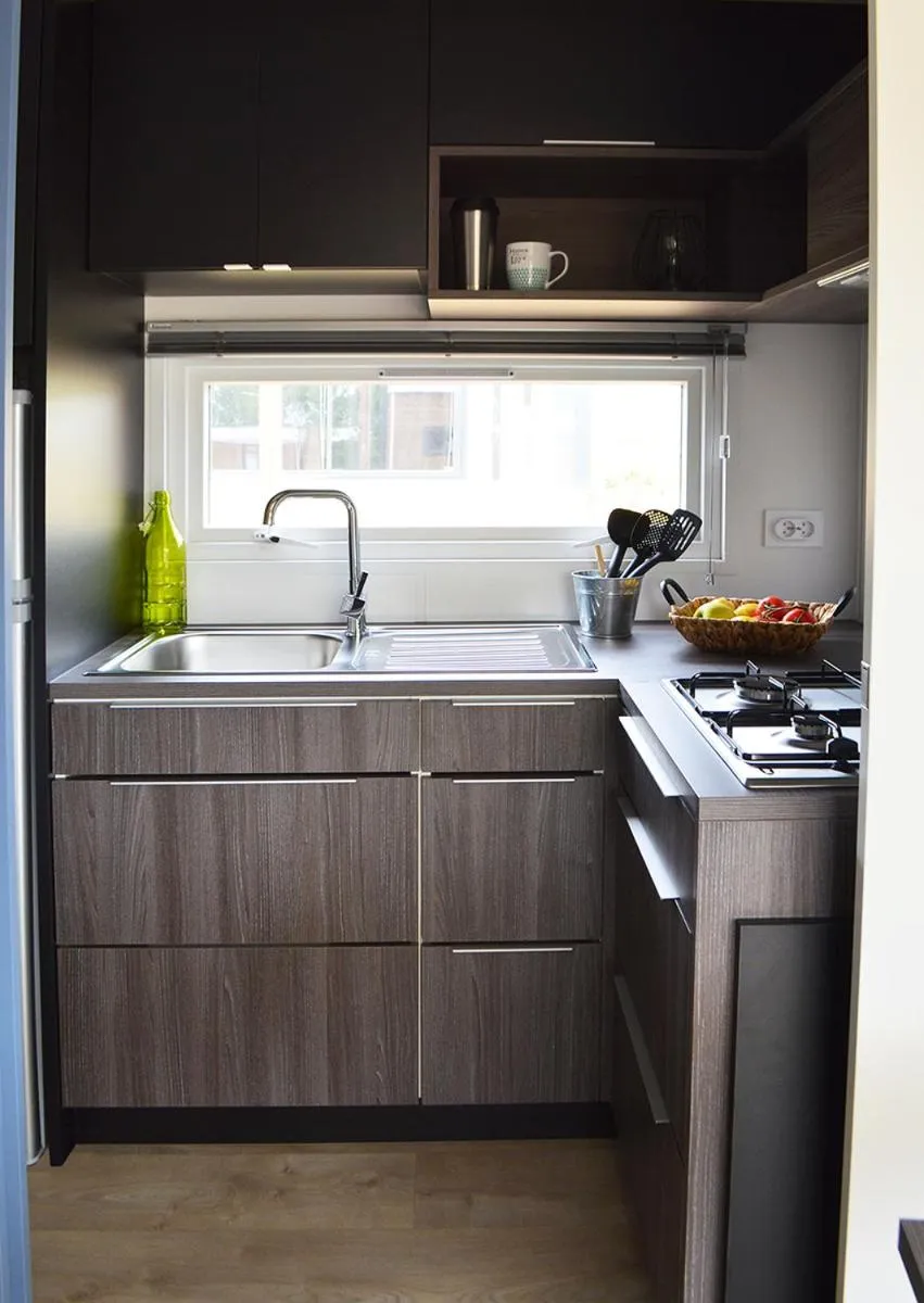 Kitchen or kitchenette in The Originals City, Ax Hotel, La Châtaigneraie
