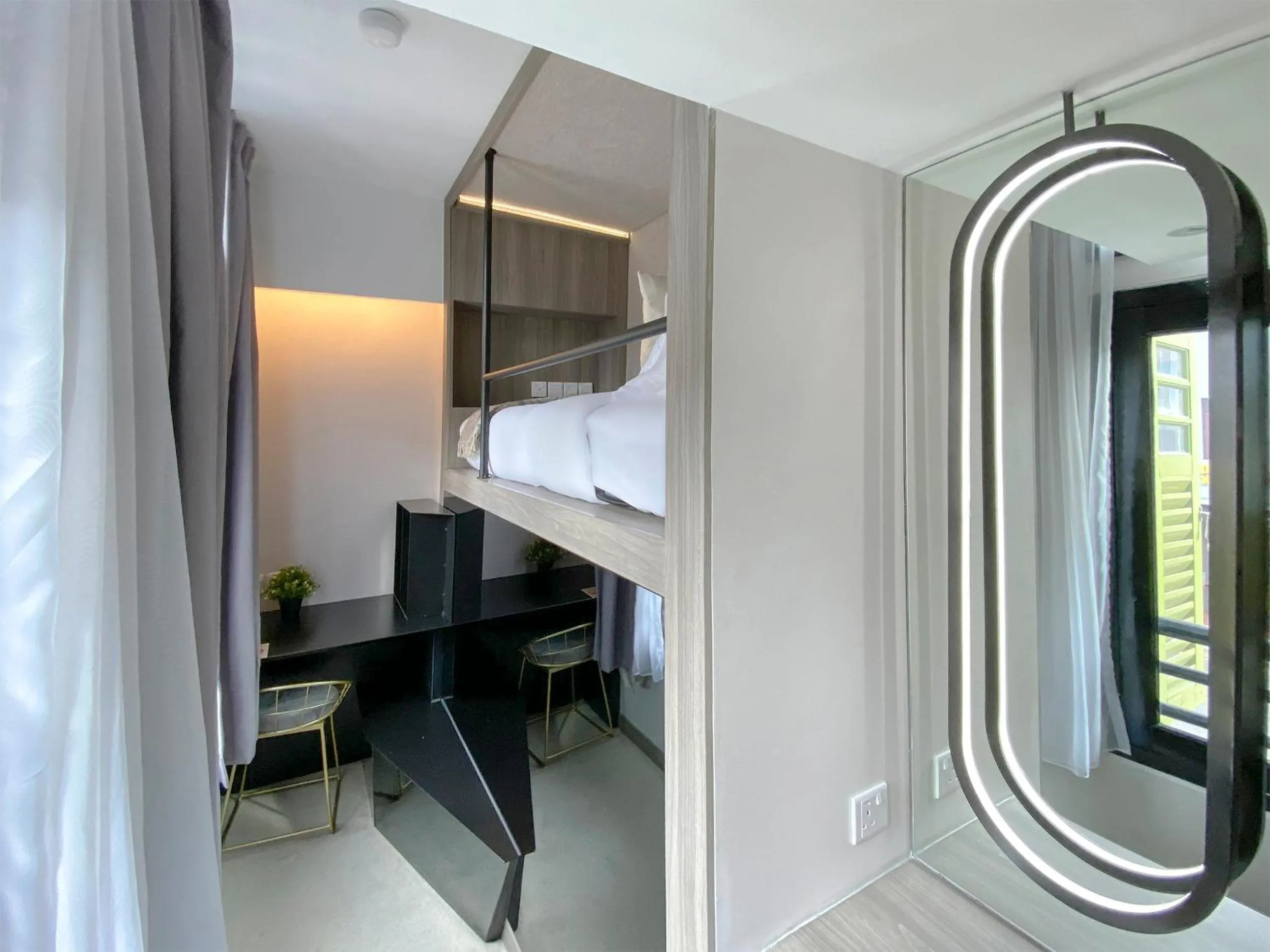 Bed, Bathroom in ST Signature Chinatown