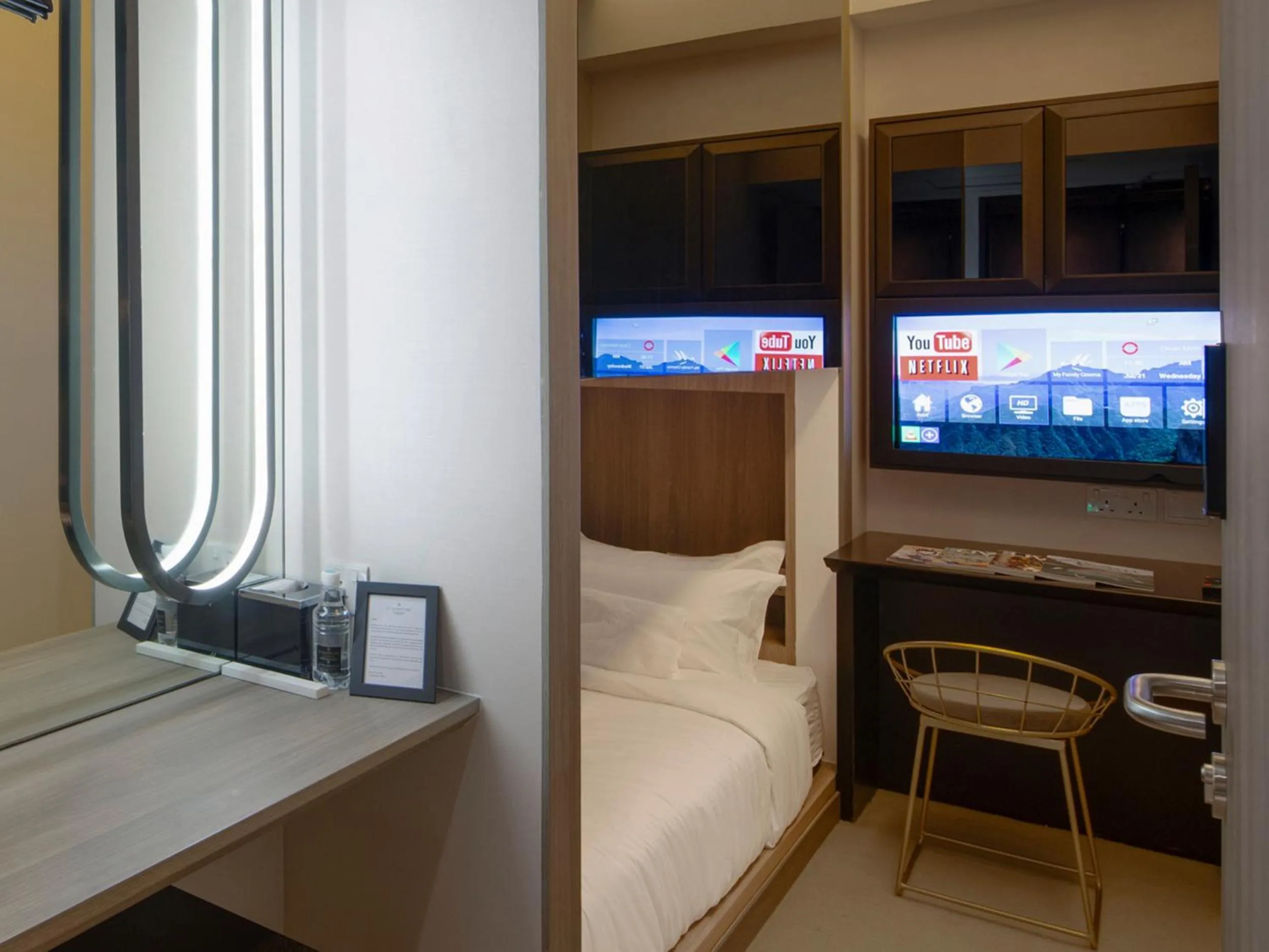 Bed, TV/Entertainment Center in ST Signature Chinatown