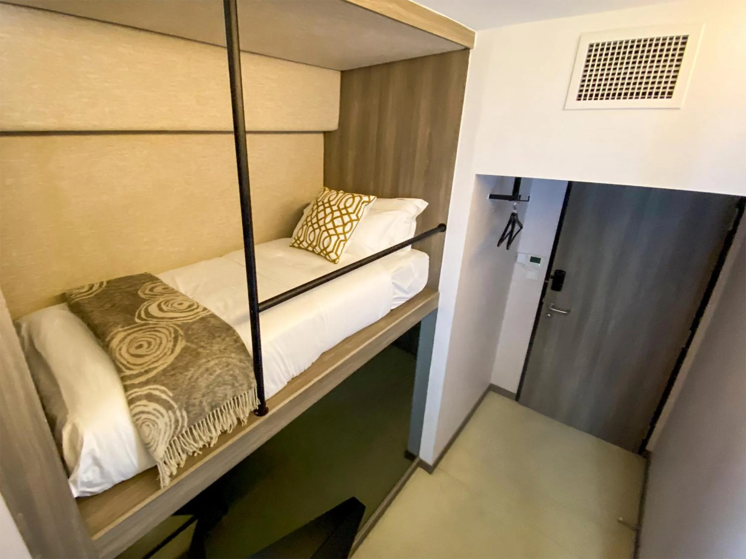 Bed, Bunk Bed in ST Signature Chinatown