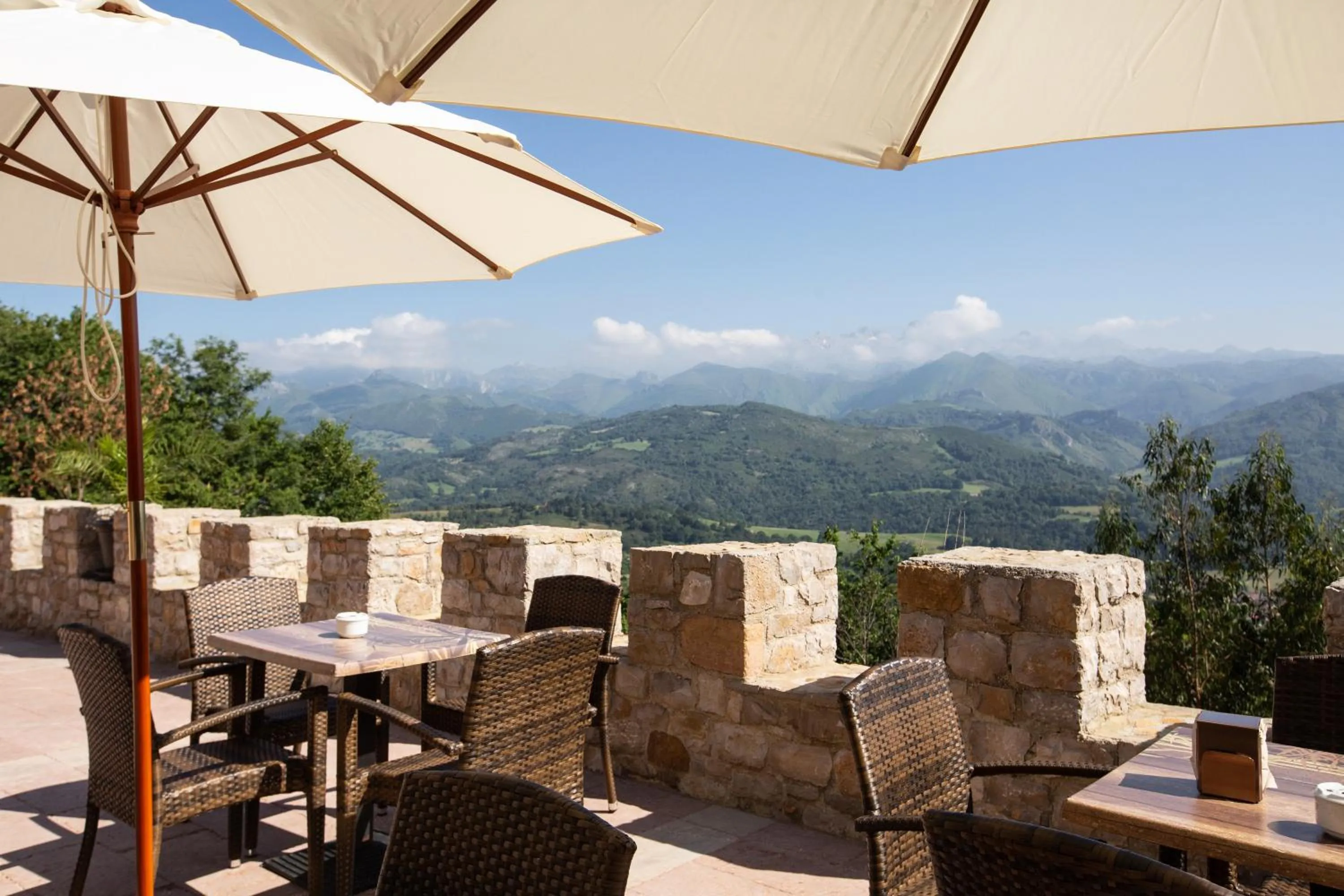 Patio in Hotel Cerro La Nina