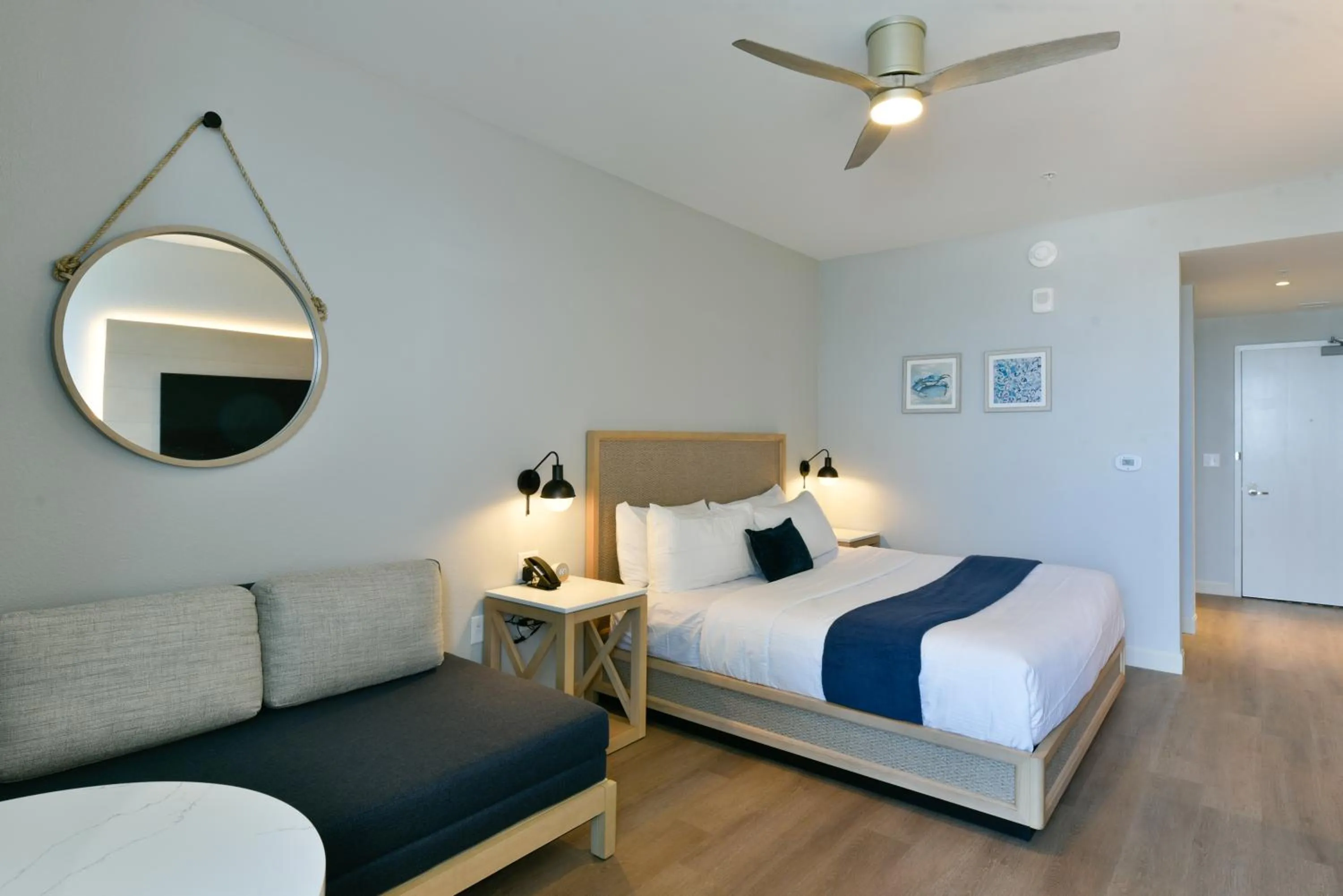 Bedroom, Bed in Rod 'N' Reel Resort