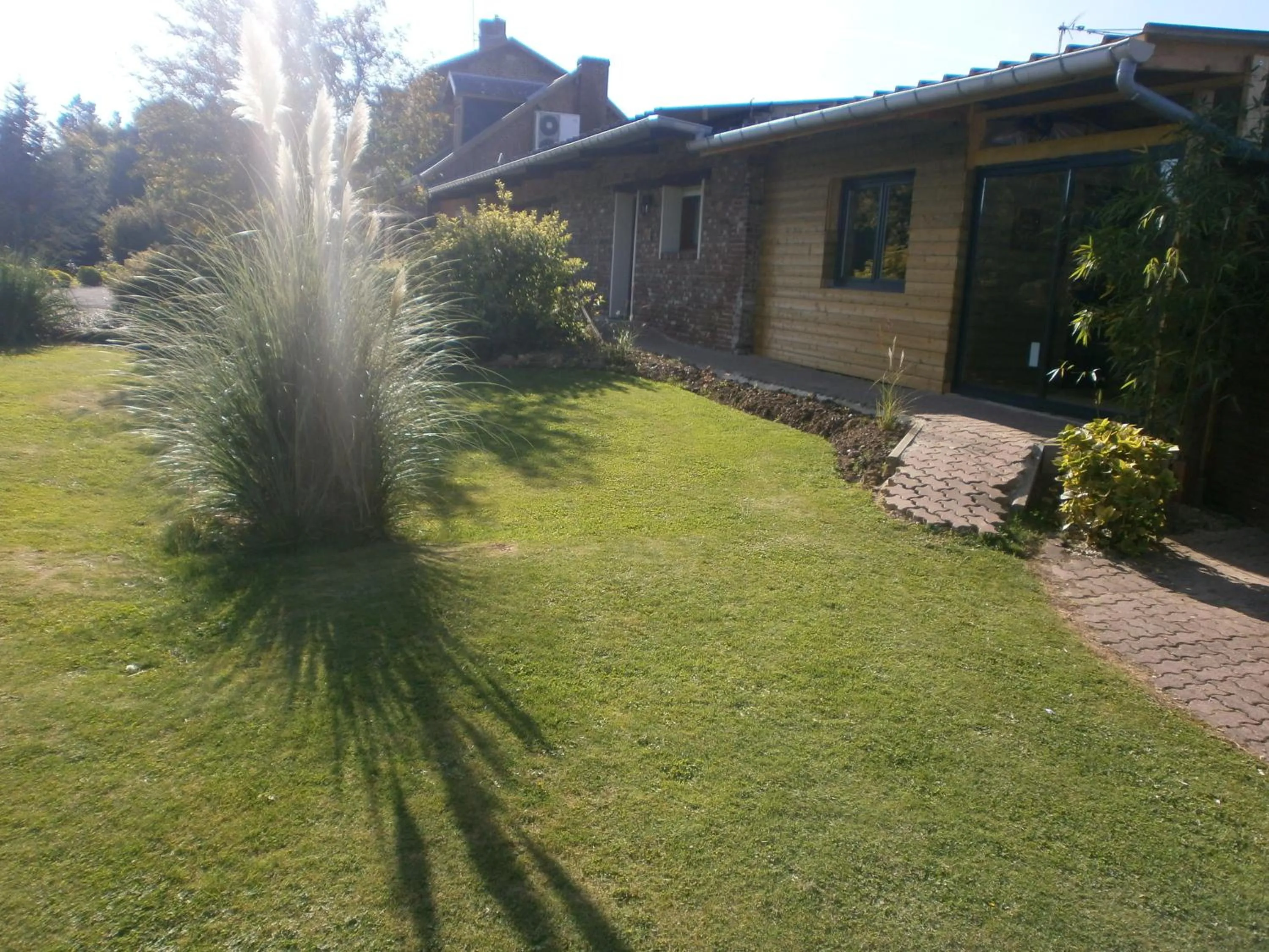 Facade/entrance in Le Clos du Clocher