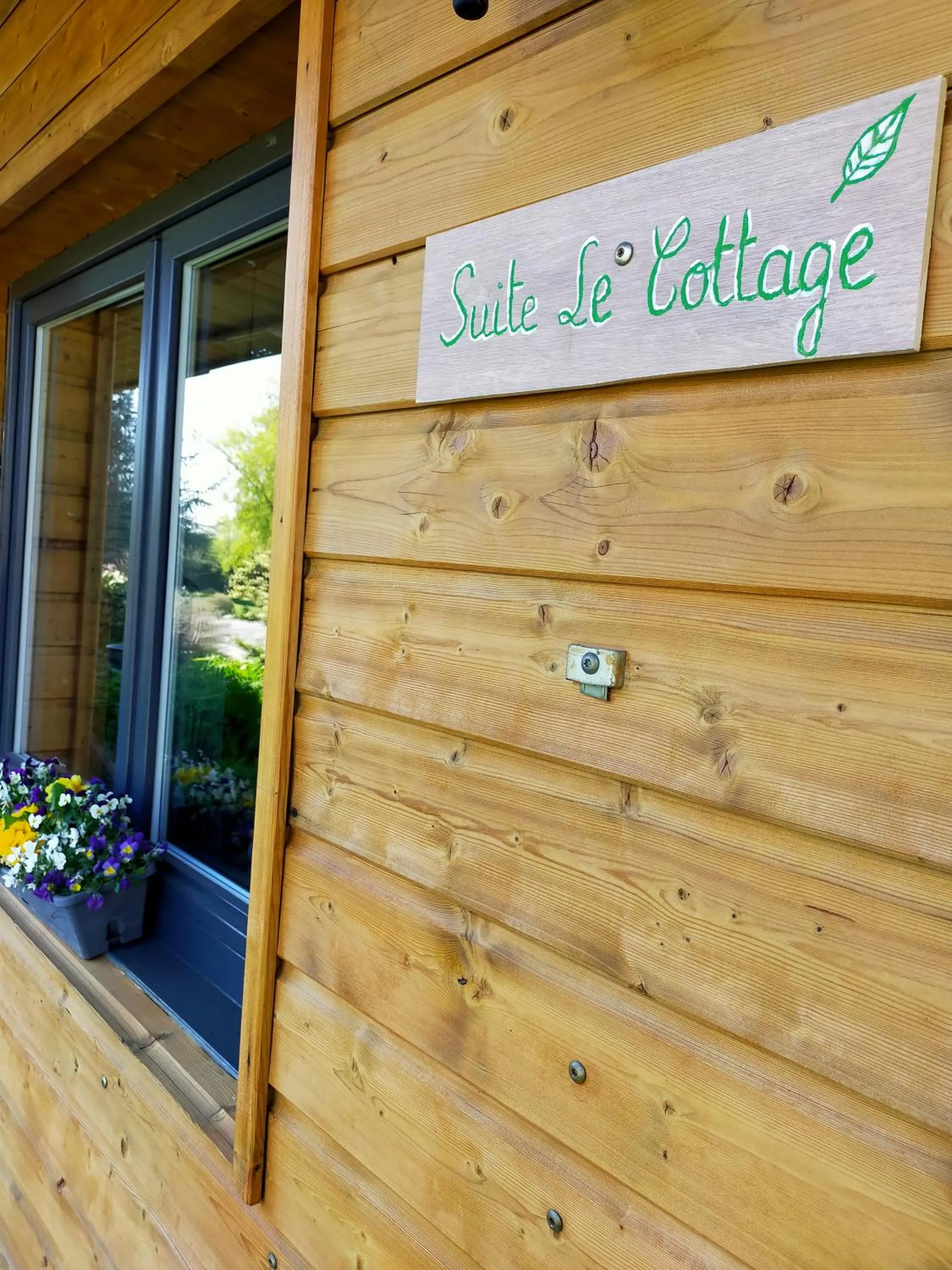 Facade/entrance in Le Clos du Clocher
