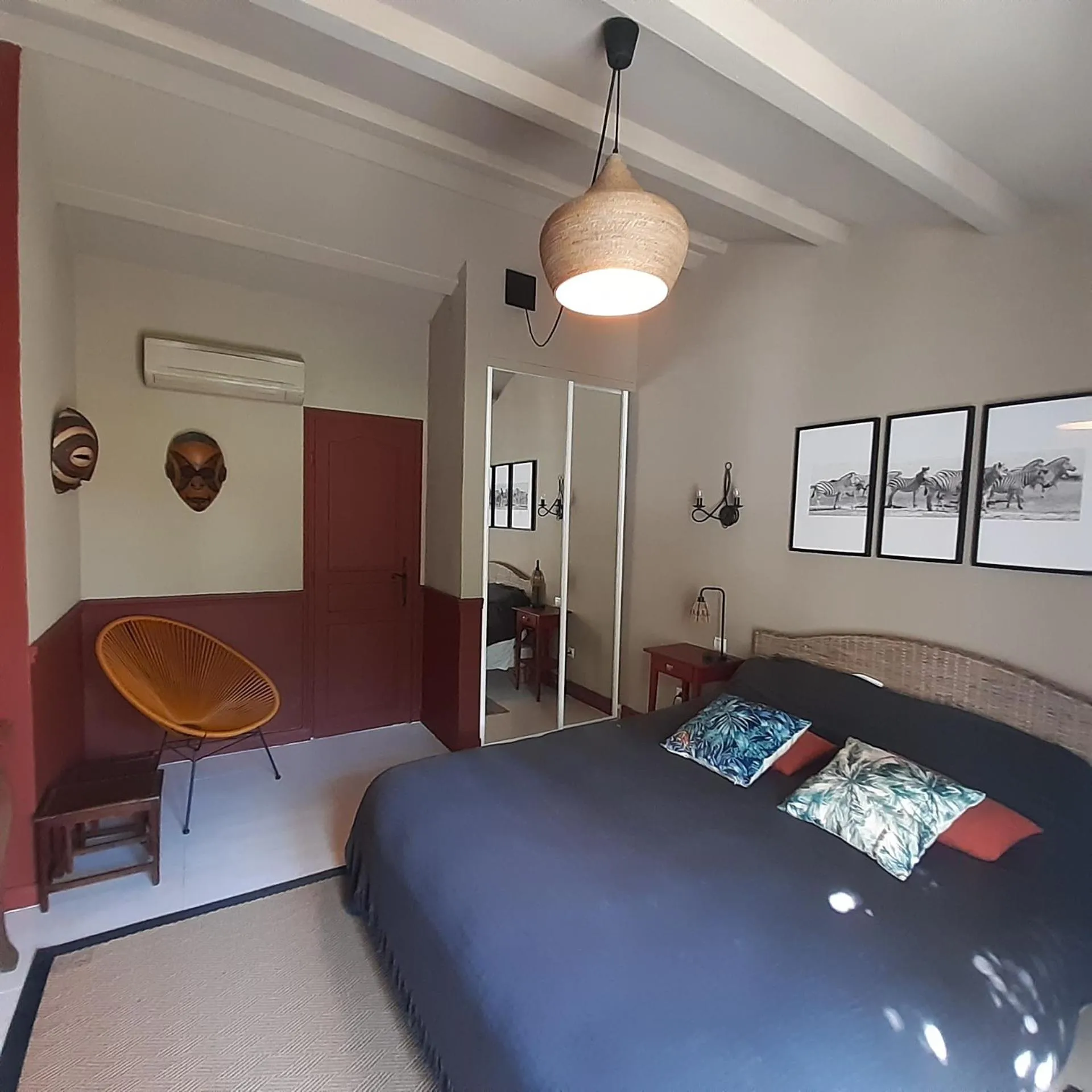 Photo of the whole room, Bed in Mas Lei Bancau