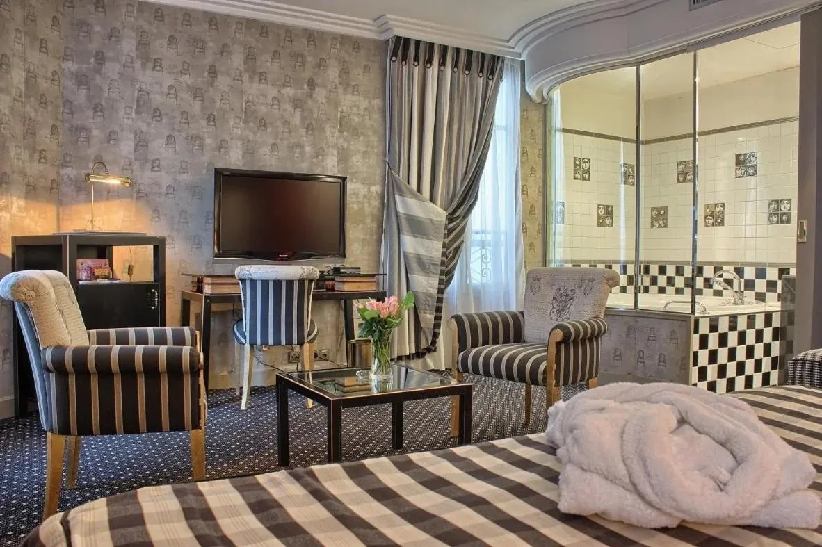 Bed in Villa Lutèce Port Royal