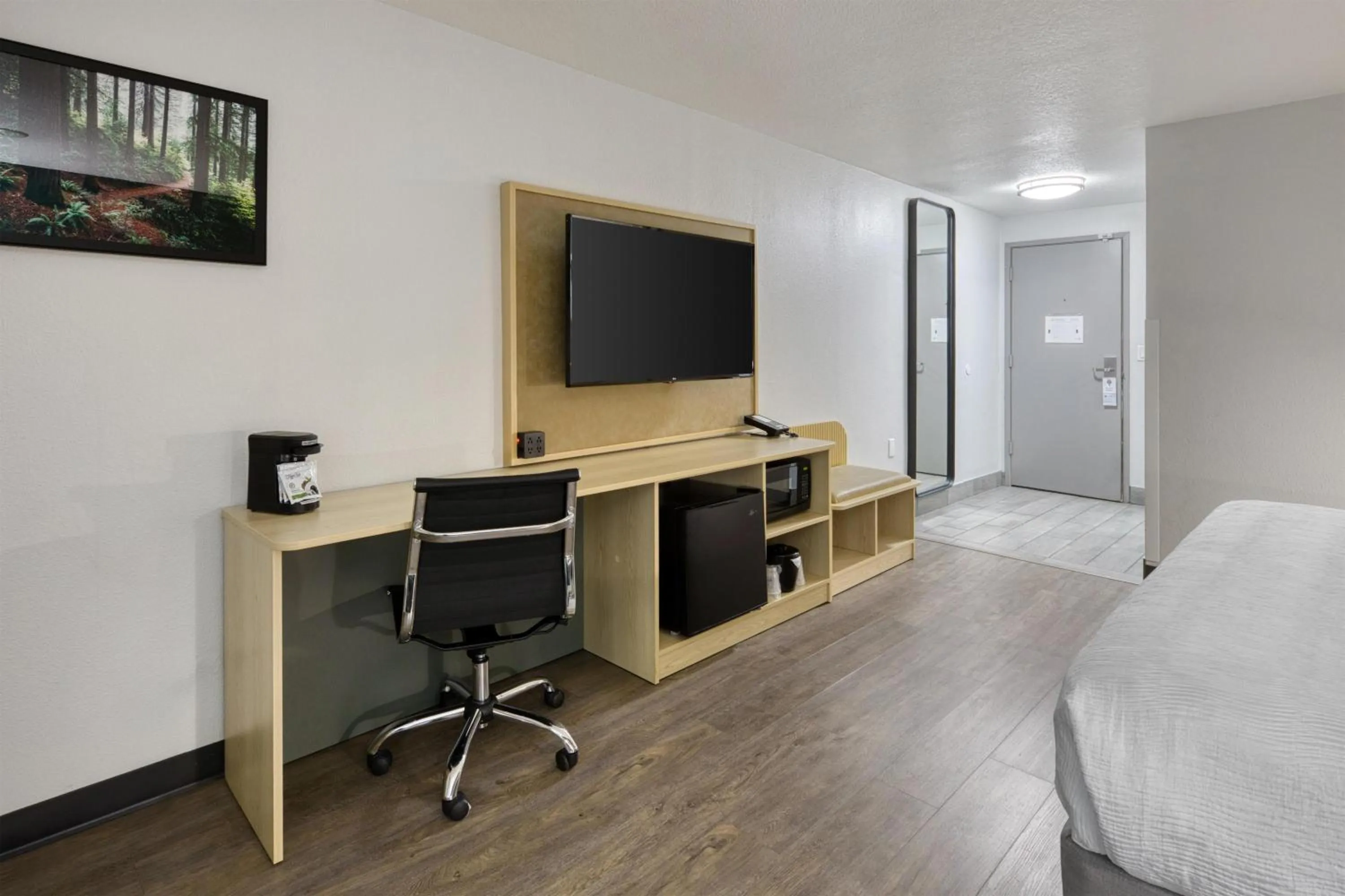 Bedroom, Bed in Best Western Portland West Beaverton