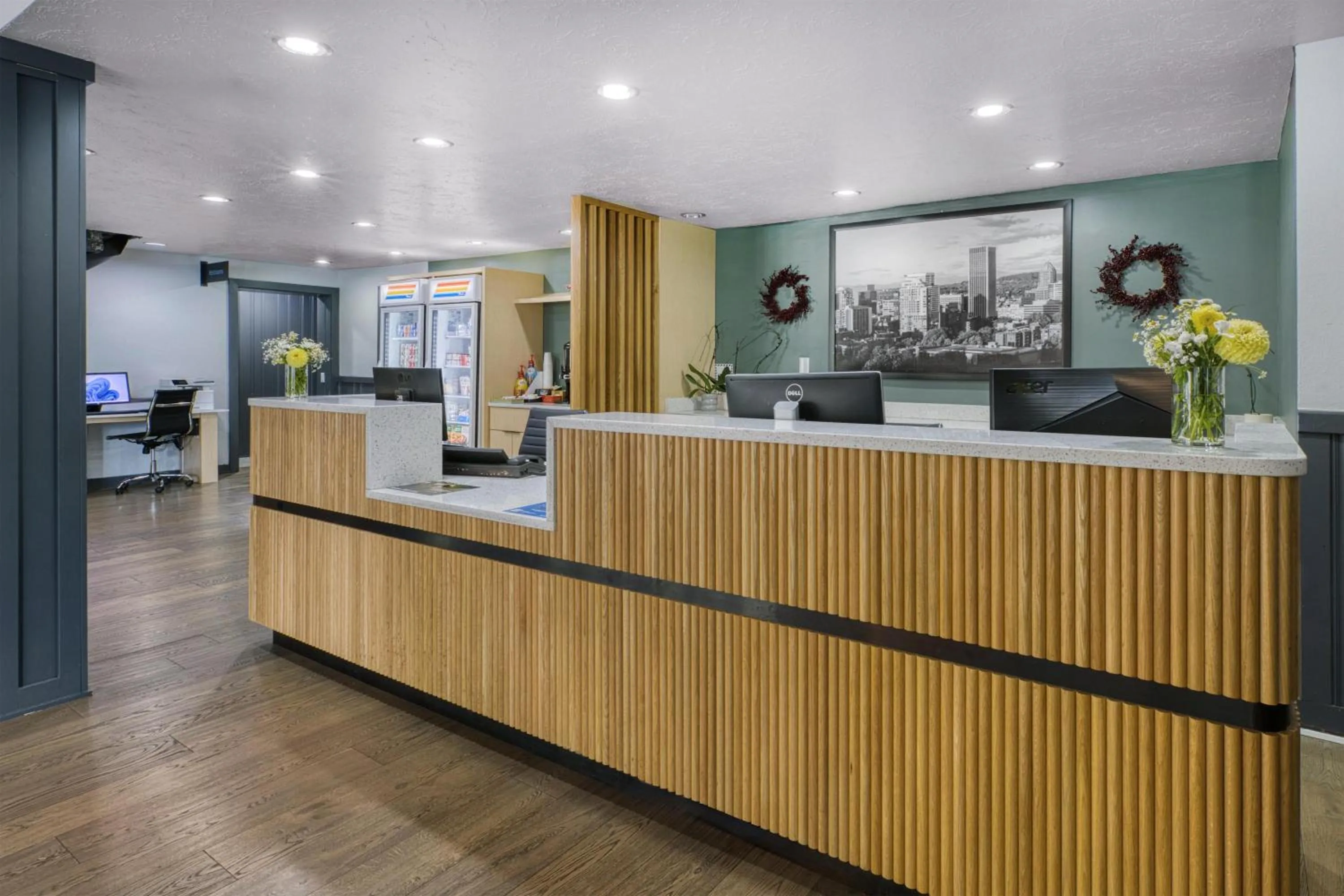 Lobby or reception in Best Western Portland West Beaverton