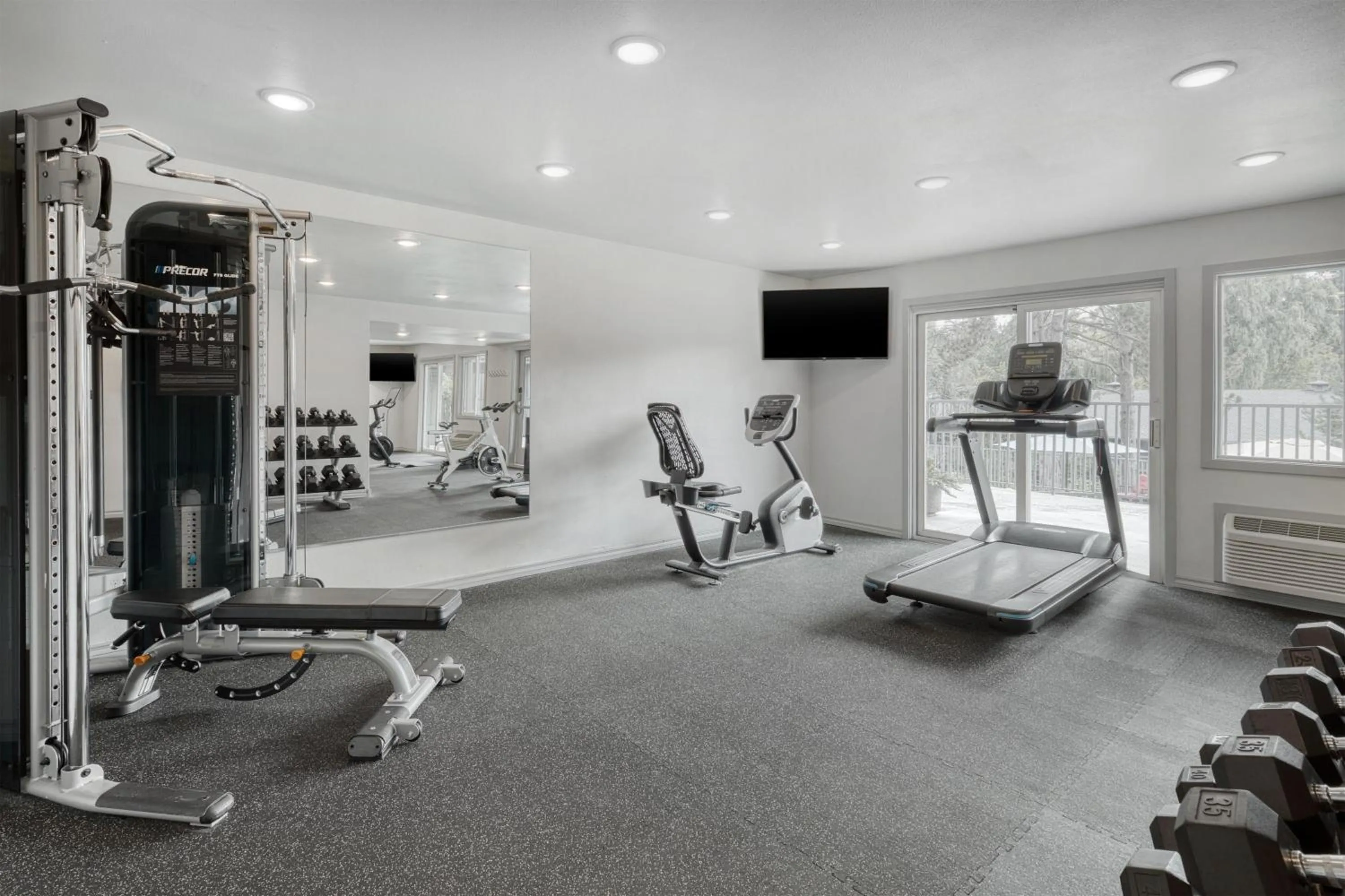 Fitness centre/facilities in Best Western Portland West Beaverton