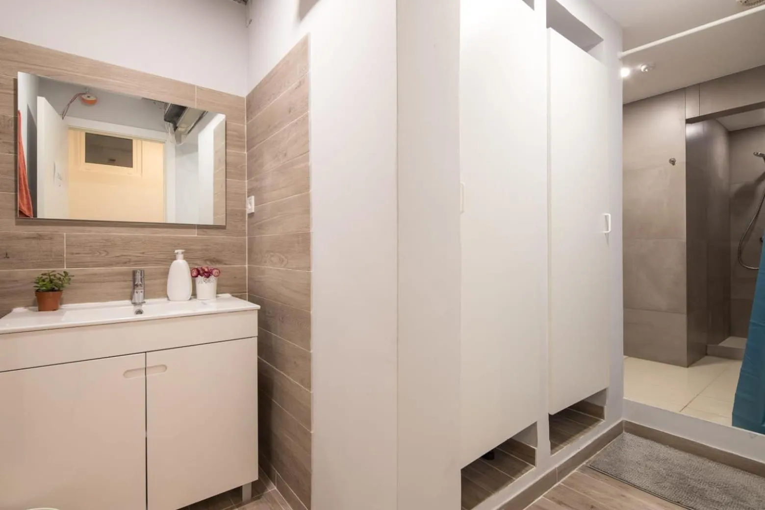 Bathroom in Liberty Hostel Lisbon