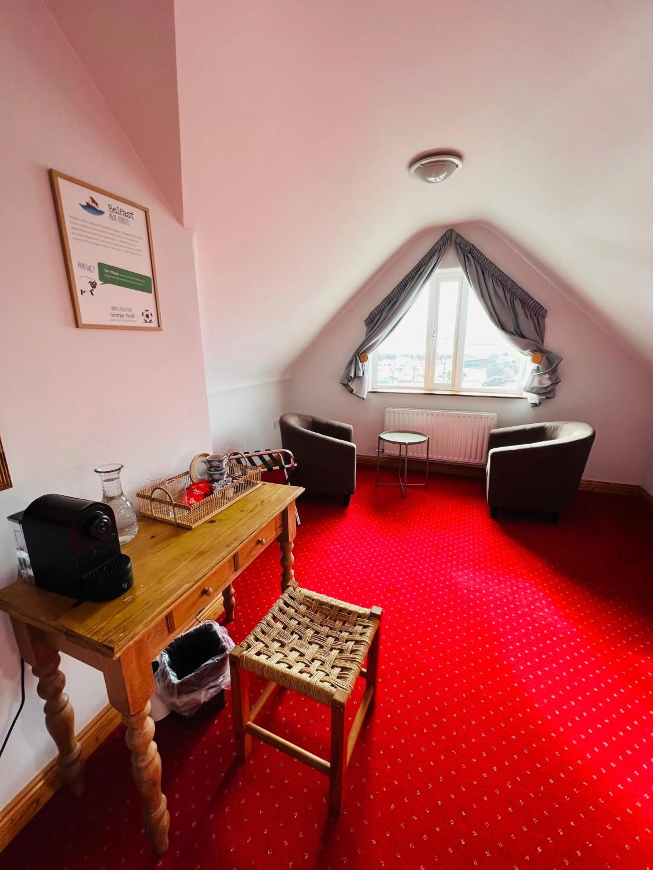 Seating area in Dingle Marina Lodge