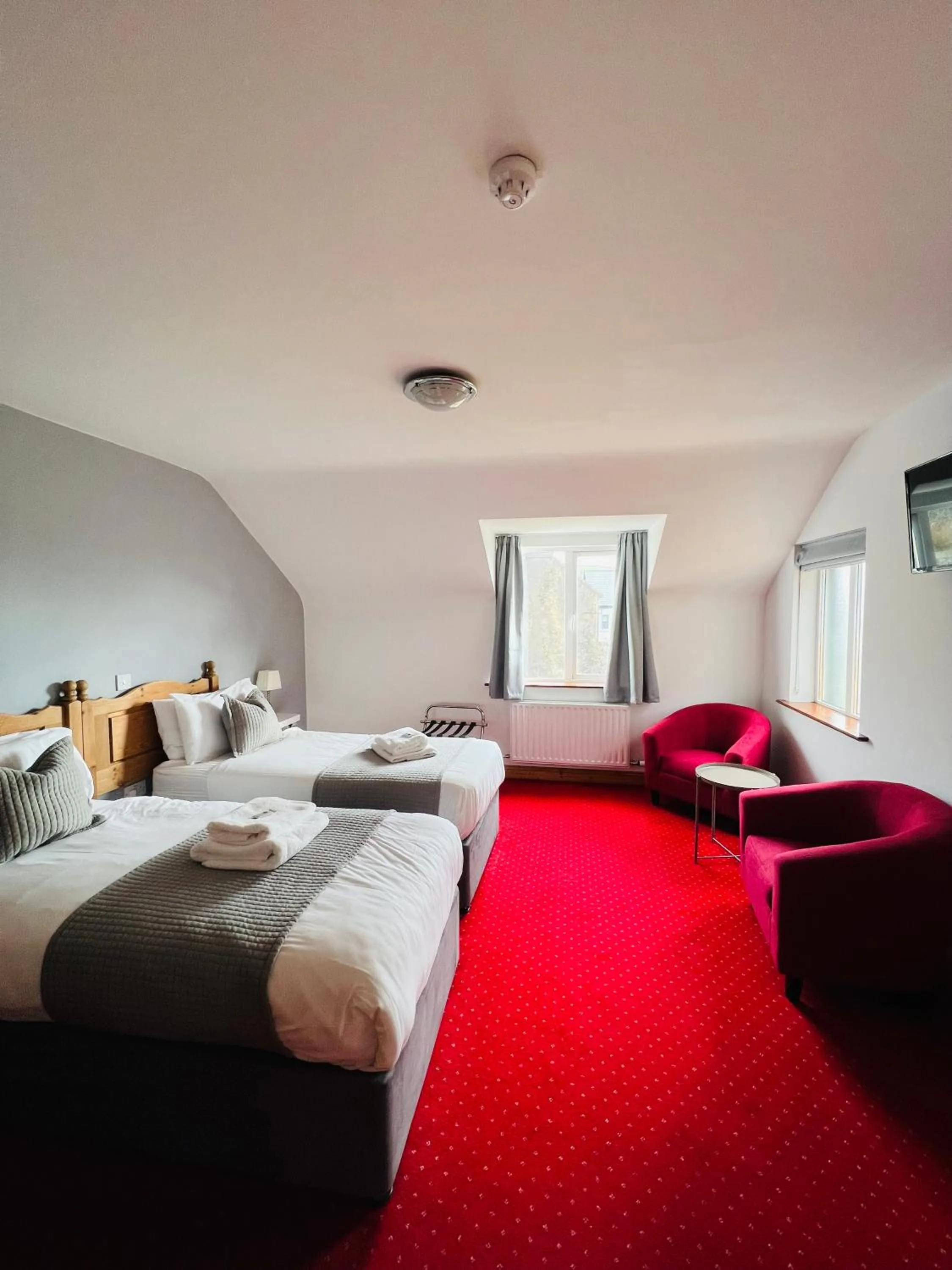 Bed in Dingle Marina Lodge