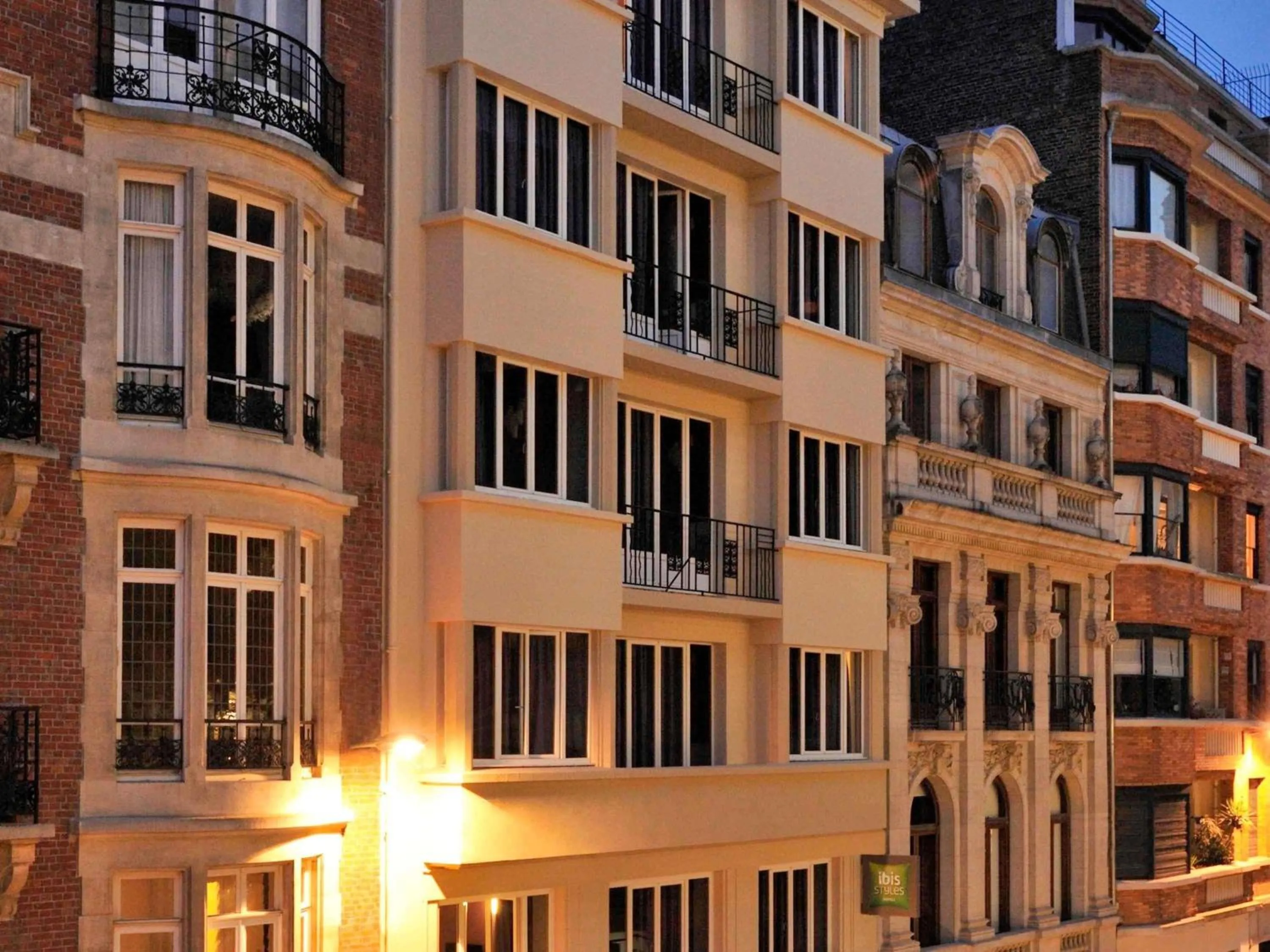 Property building in ibis Styles Lille Centre Grand Place