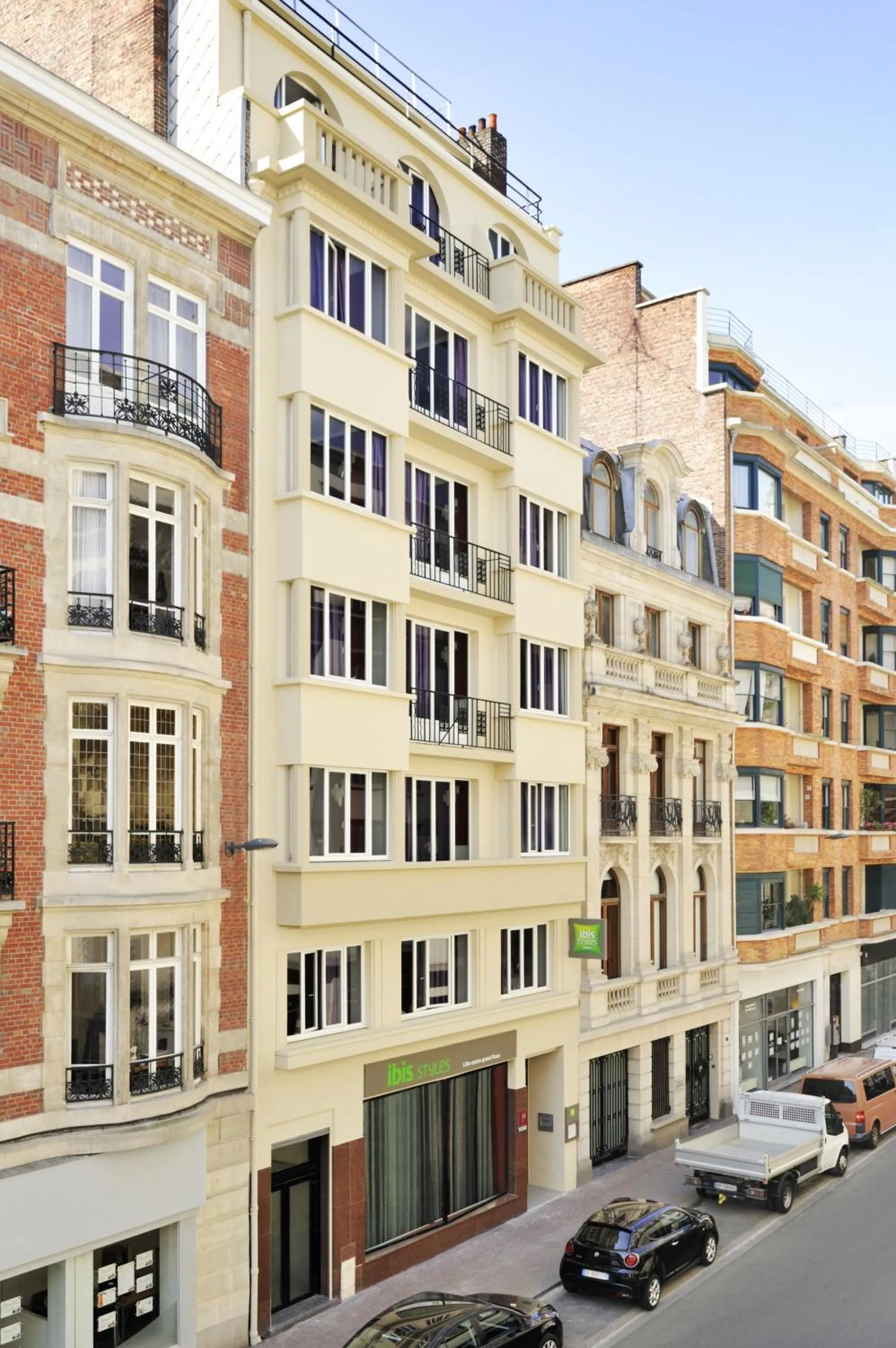 Property building in ibis Styles Lille Centre Grand Place