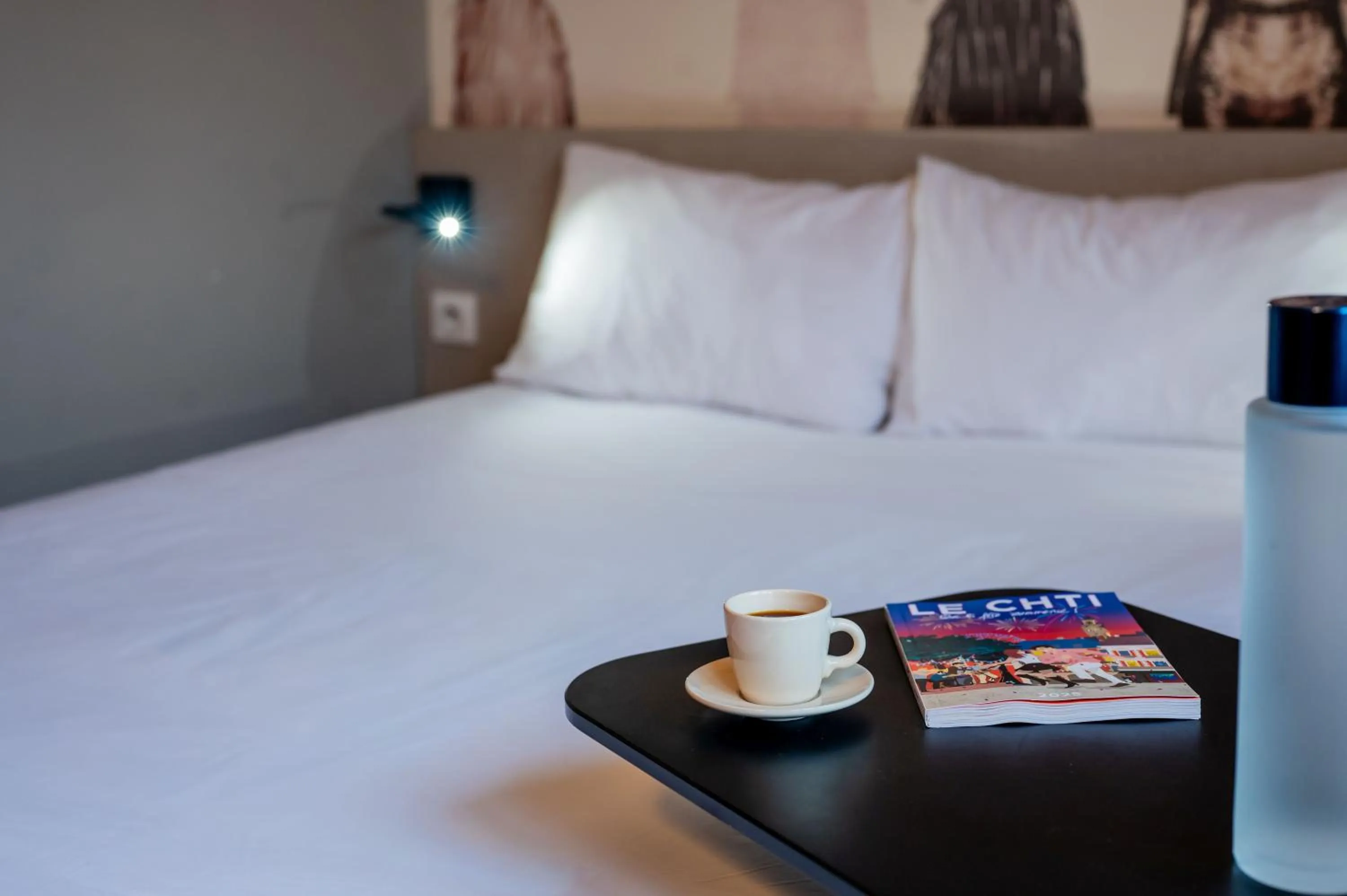 Bedroom, Bed in ibis Styles Lille Centre Grand Place