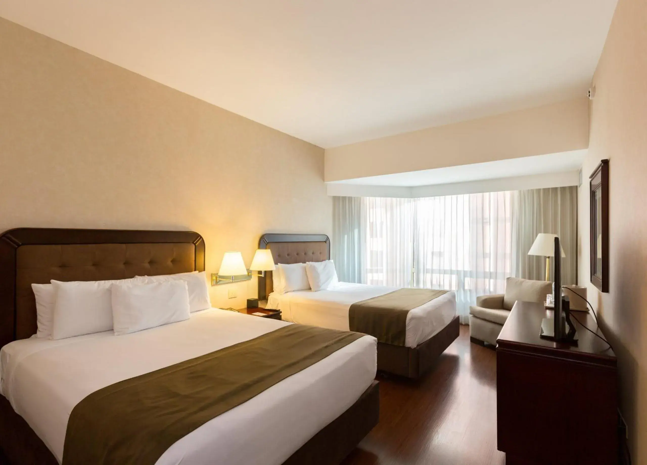 Deluxe Suite - Non-Smoking in Clarion Suites Guatemala City Deluxe Suite - Non-Smoking in Clarion Suites Guatemala City