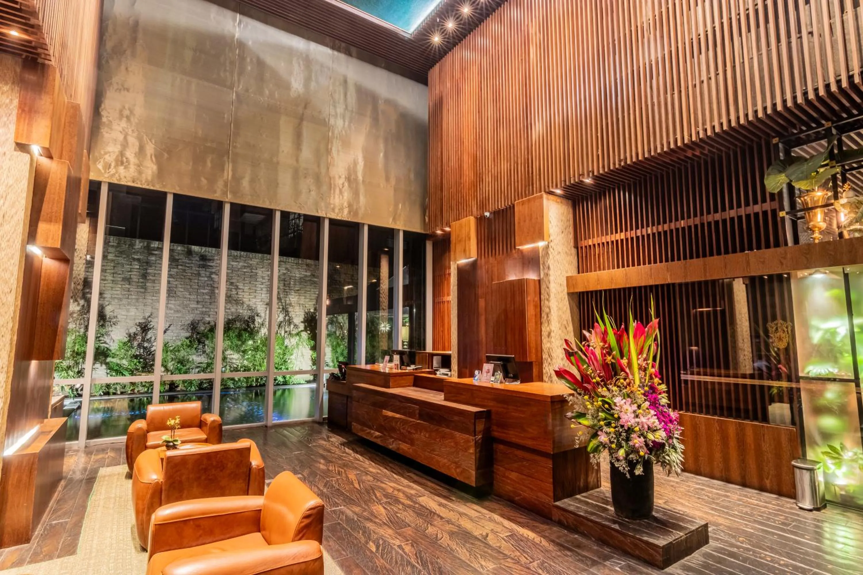 Lobby or reception in GHL Bioxury Hotel