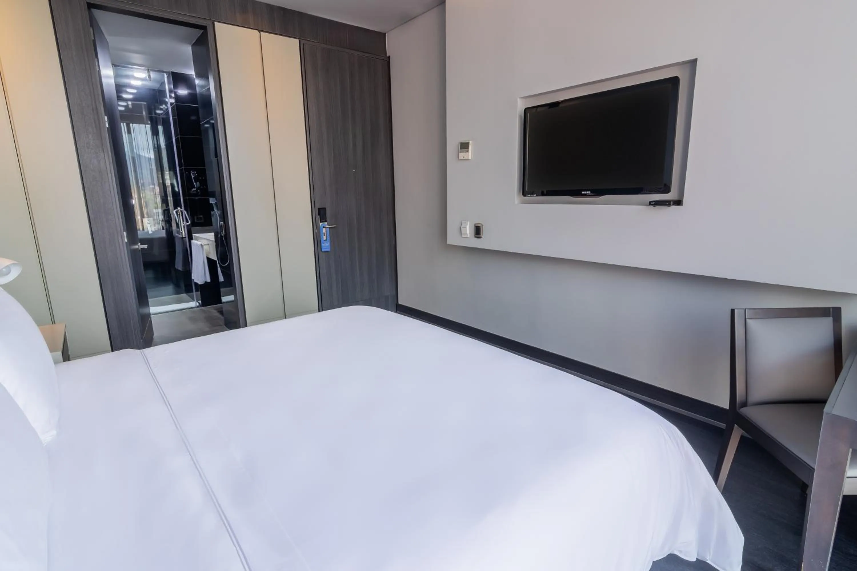 Bedroom, Bed in GHL Bioxury Hotel