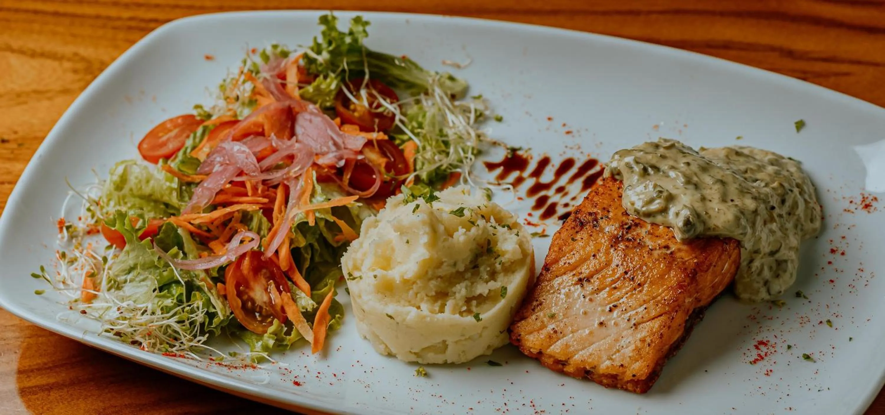 Restaurant/places to eat in Hotel Tres Banderas