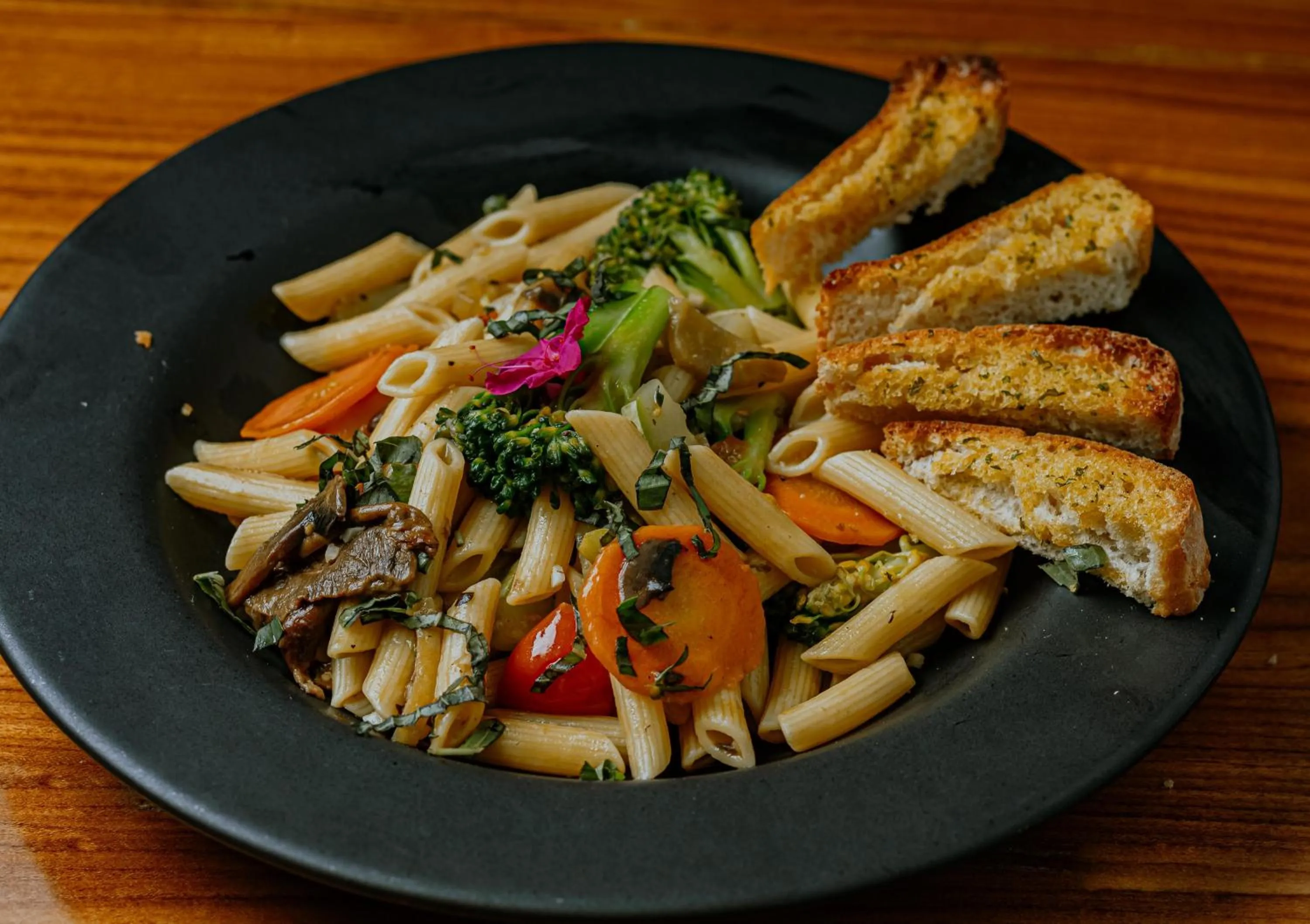 Restaurant/places to eat in Hotel Tres Banderas