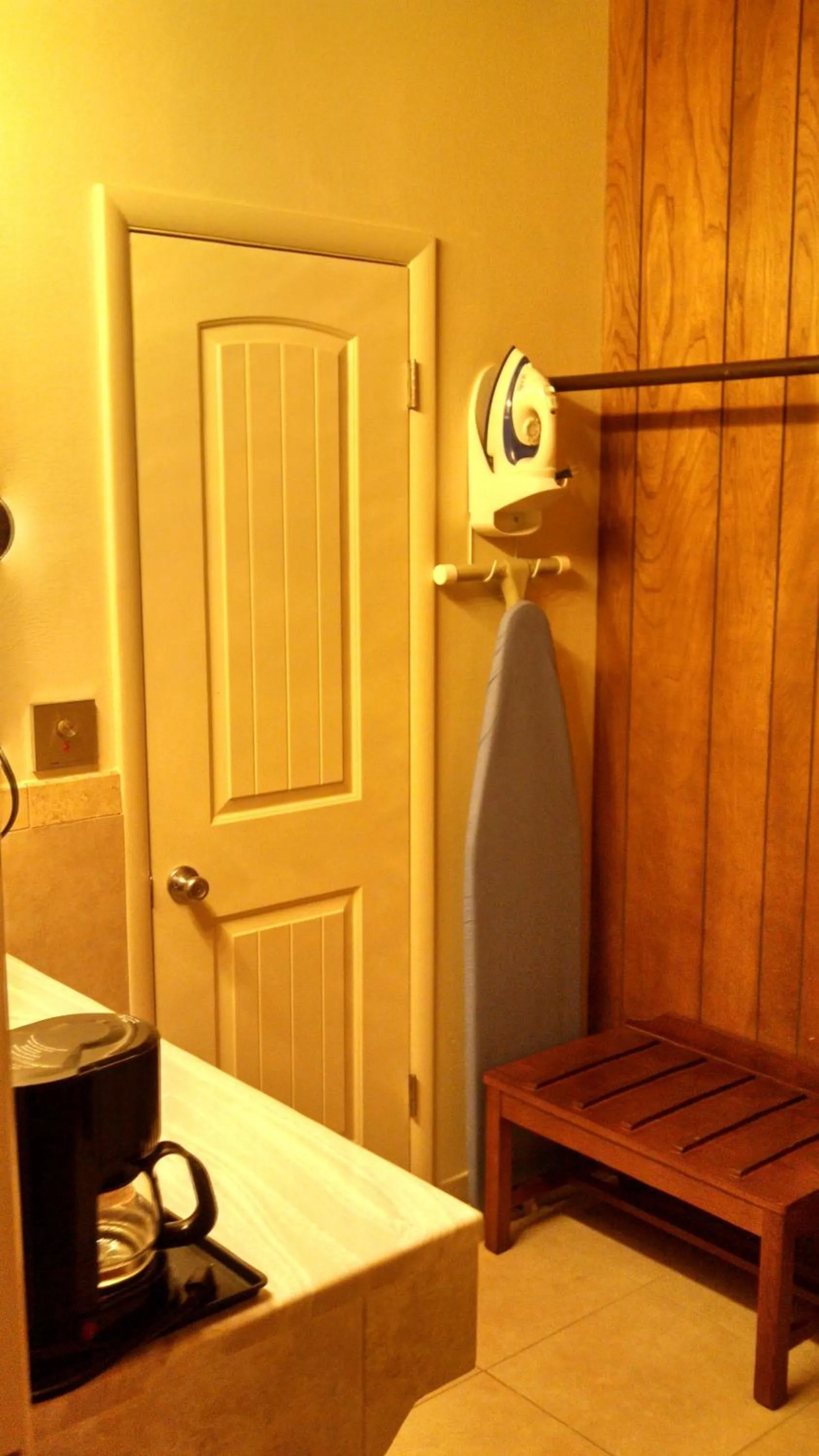 Coffee/tea facilities in Trails End Motel Sheridan