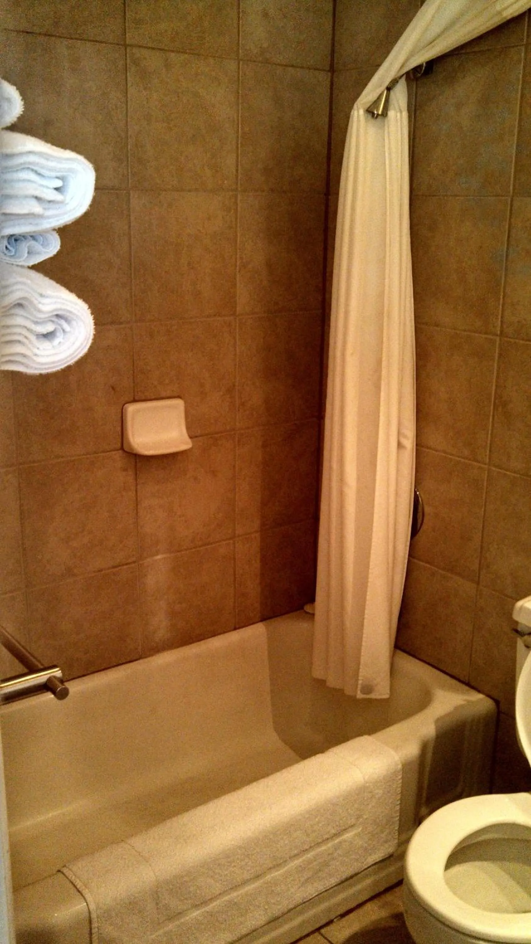 Bathroom in Trails End Motel Sheridan