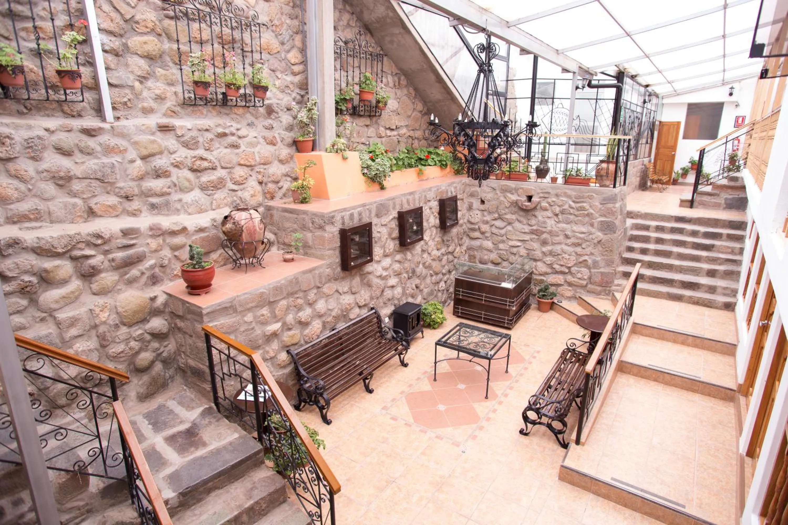 Patio in Hotel Arcangel