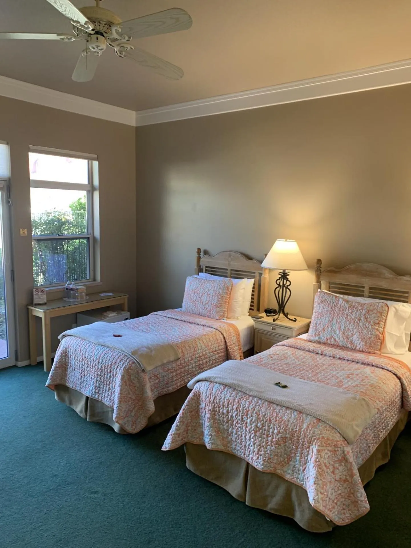 Bed in Canyon Villa Bed & Breakfast Inn of Sedona