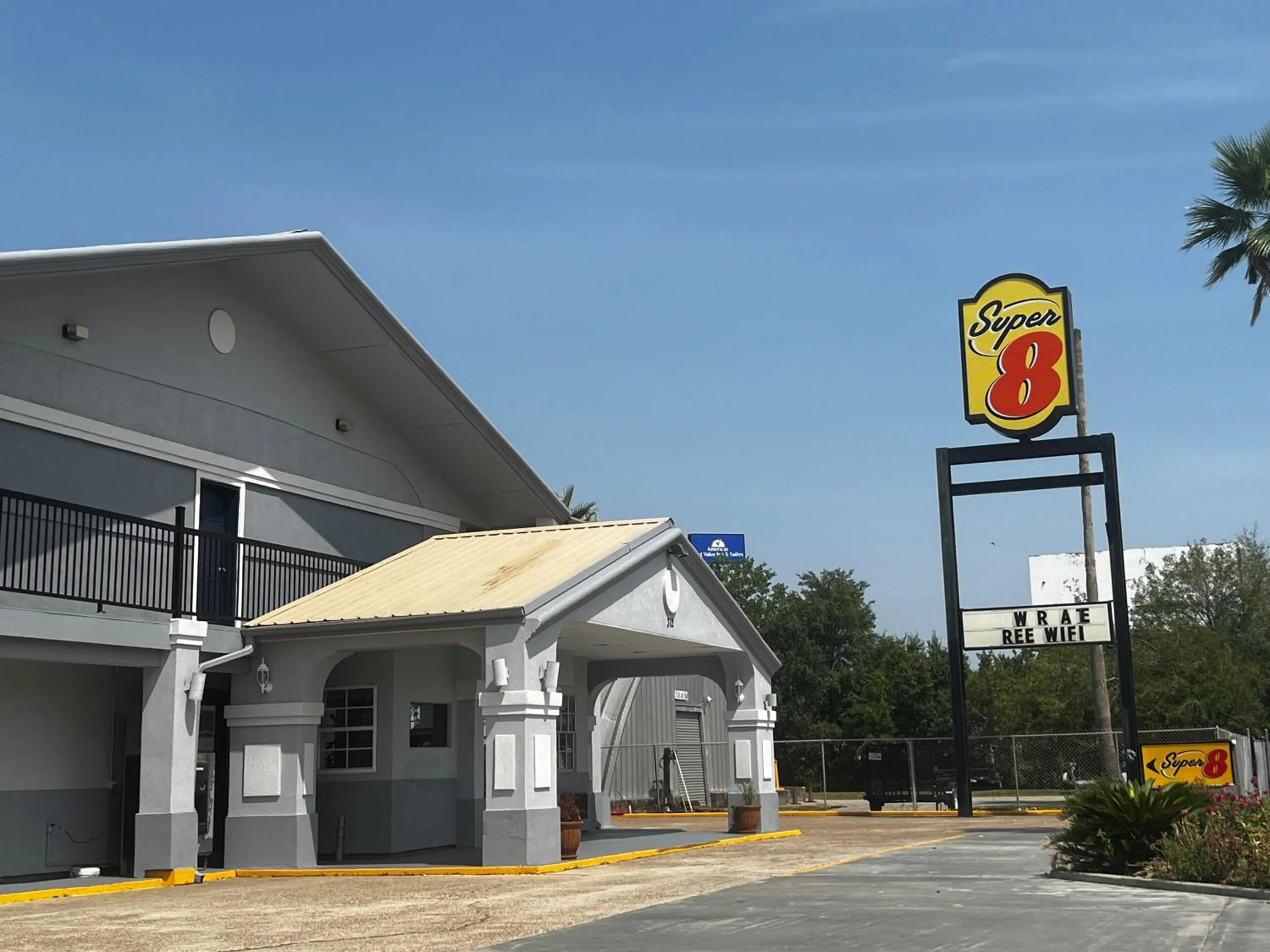 Property building in Super 8 by Wyndham La Marque TX/Texas City Area