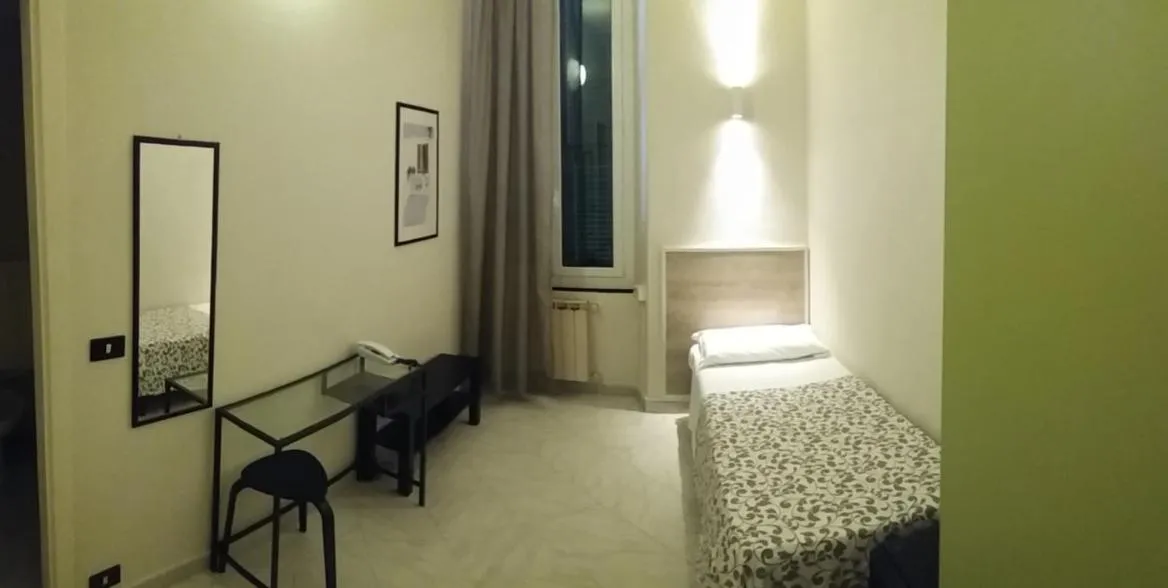 Bedroom in HOTEL MALIBU