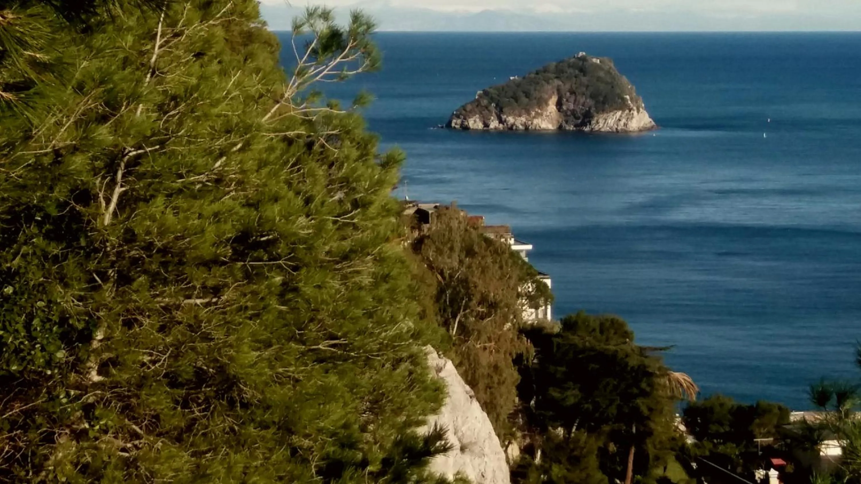 Hiking in HOTEL MALIBU