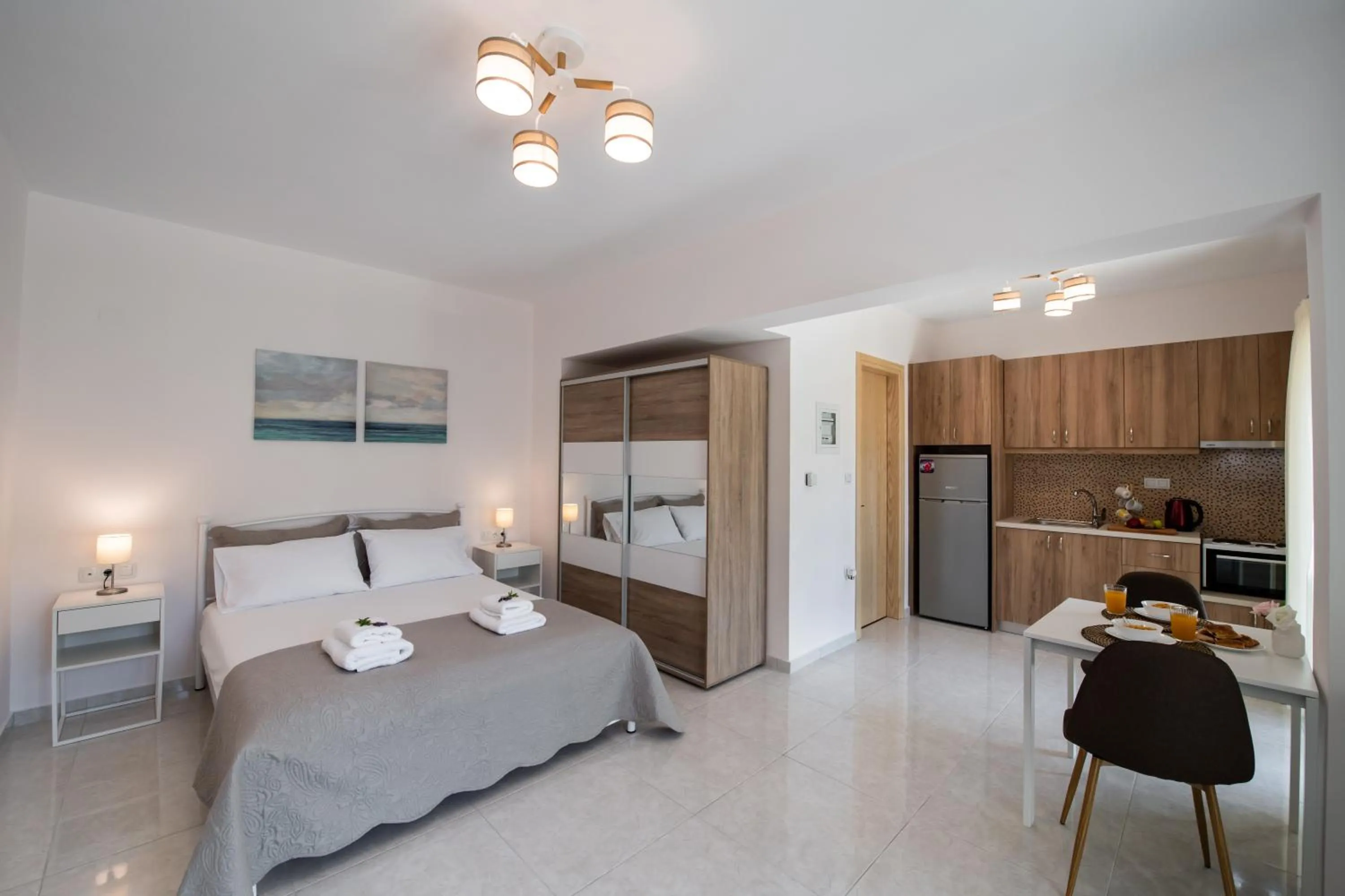 Photo of the whole room, Bed in Bounatsa Studios & Apartments