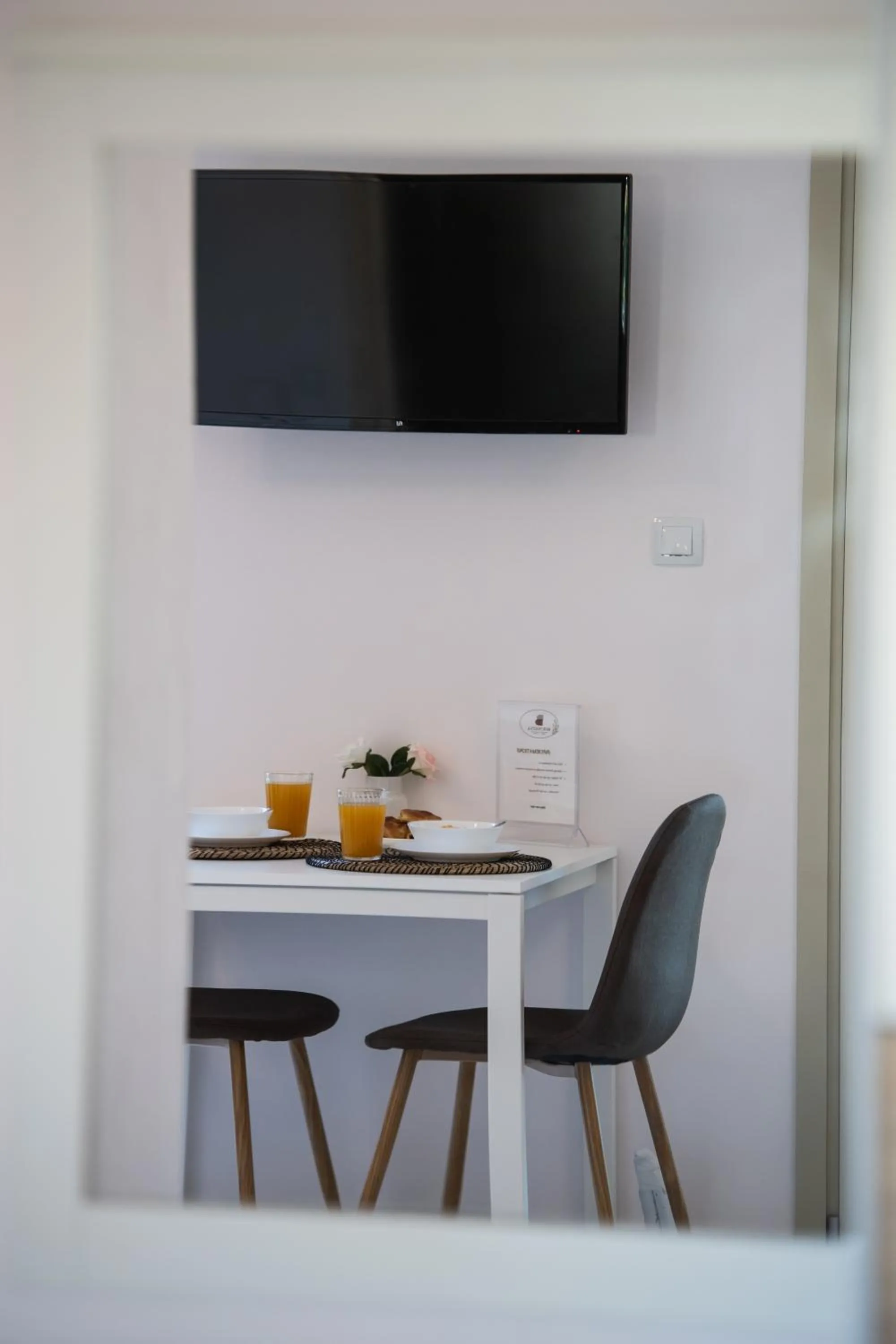 Bounatsa Studios & Apartments