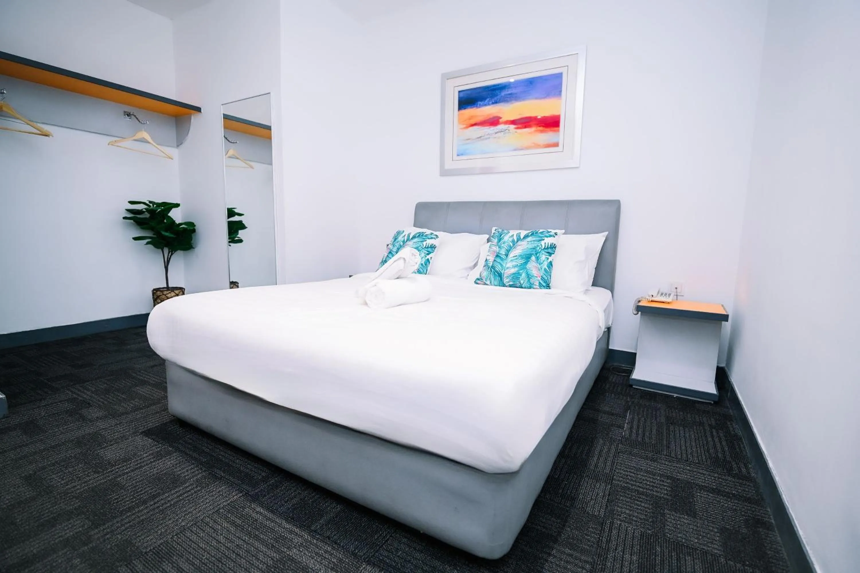 Bed in Swing & Pillows - KL Sg Besi, Kuala Lumpur