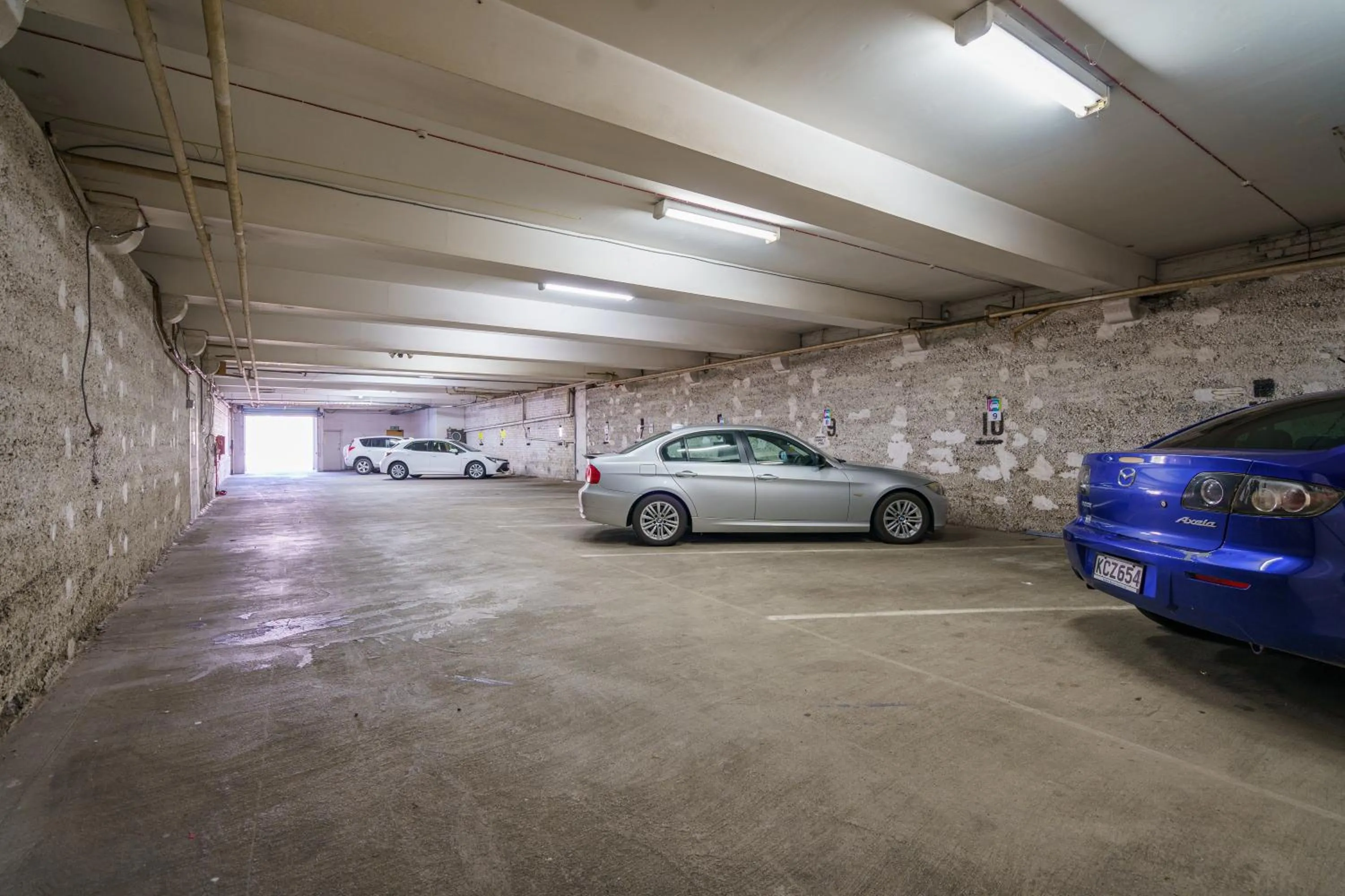 Parking in Ibis Styles Invercargill