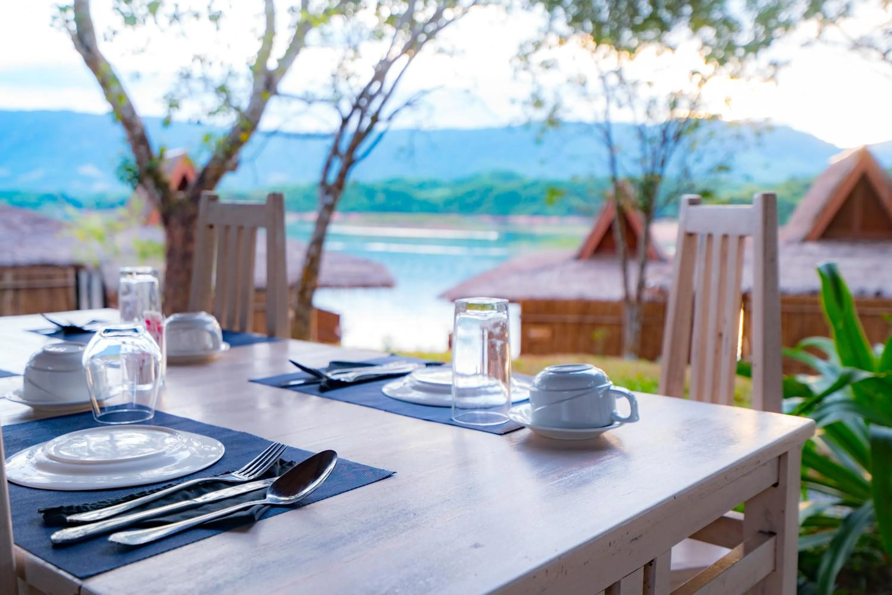 Restaurant/places to eat in The Sanctuary Nam Ngum Beach Resort